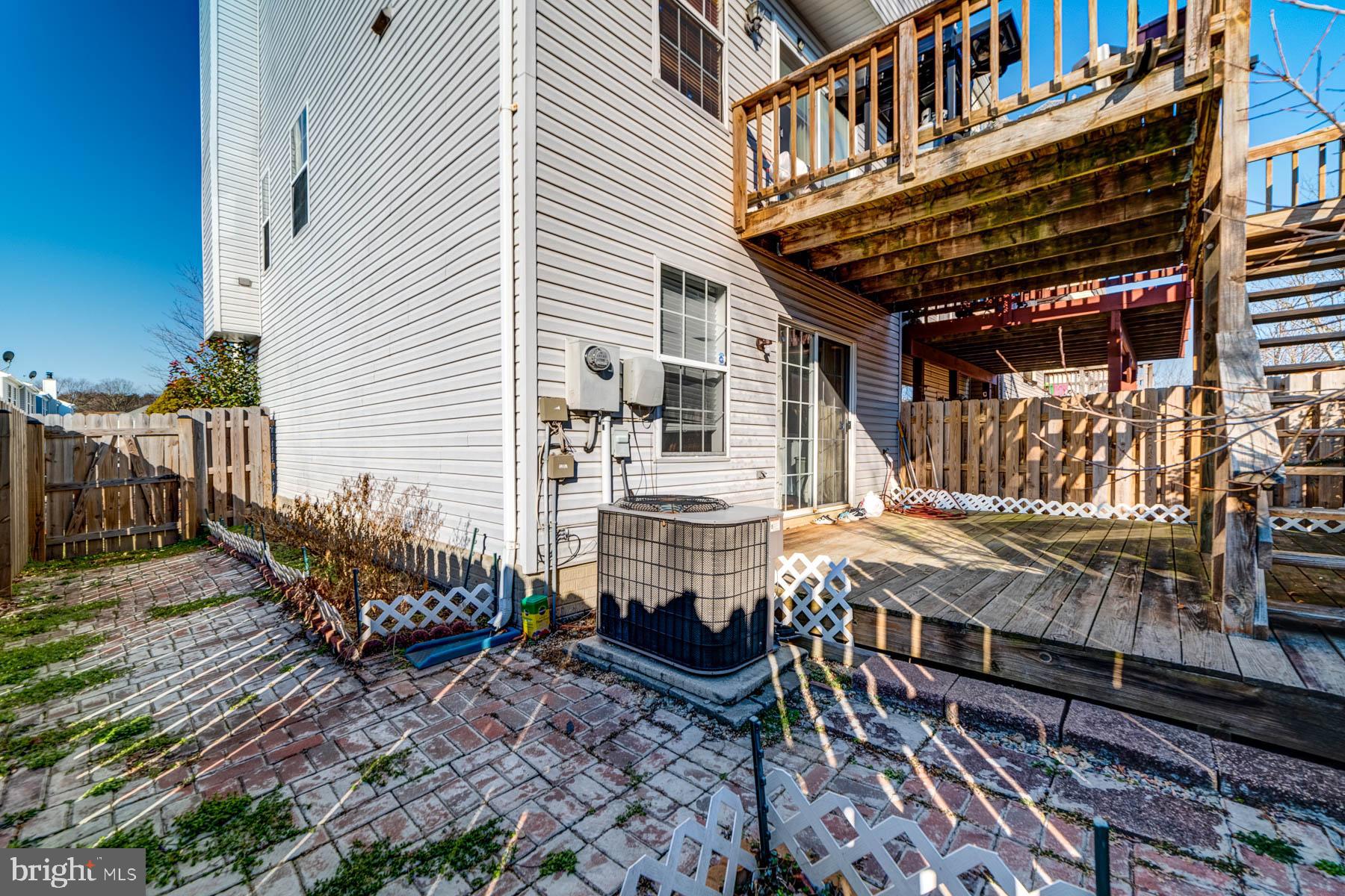 SUNNINGDALE MEADOWS - Residential