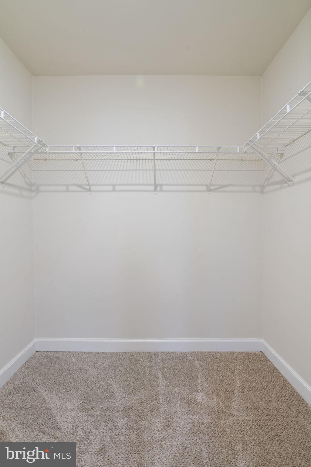 BLOOMS MILL - Residential