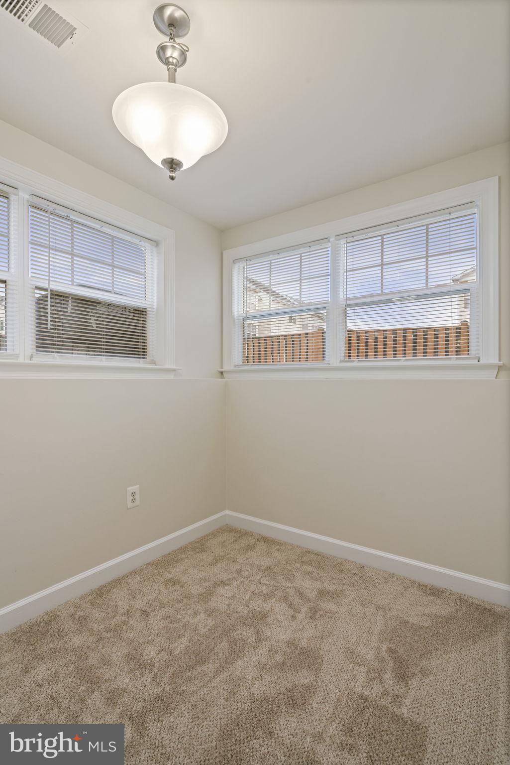 BLOOMS MILL - Residential