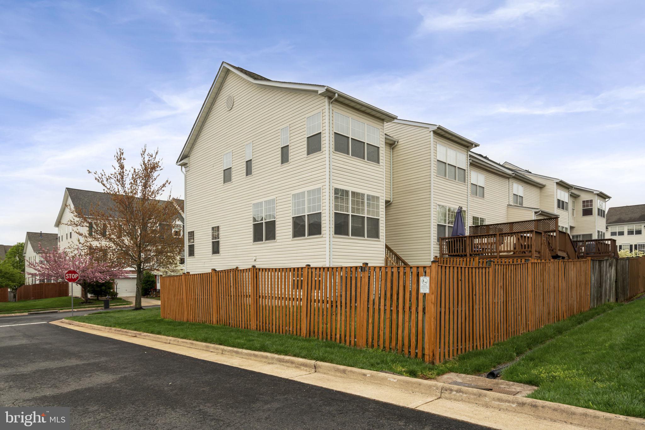 BLOOMS MILL - Residential