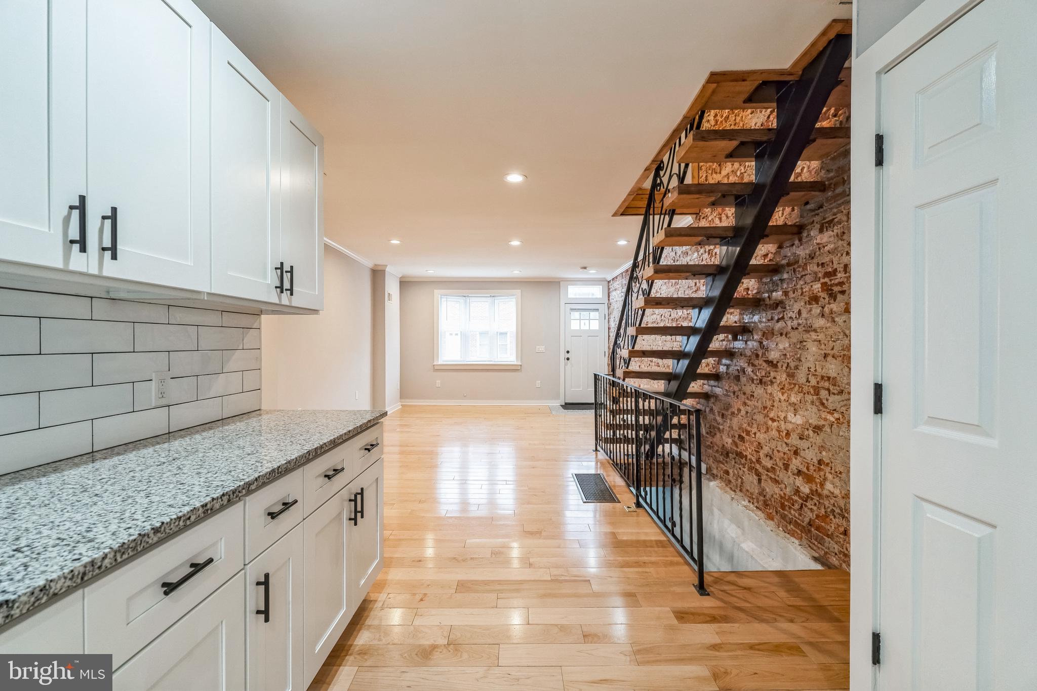 POINT BREEZE - Residential