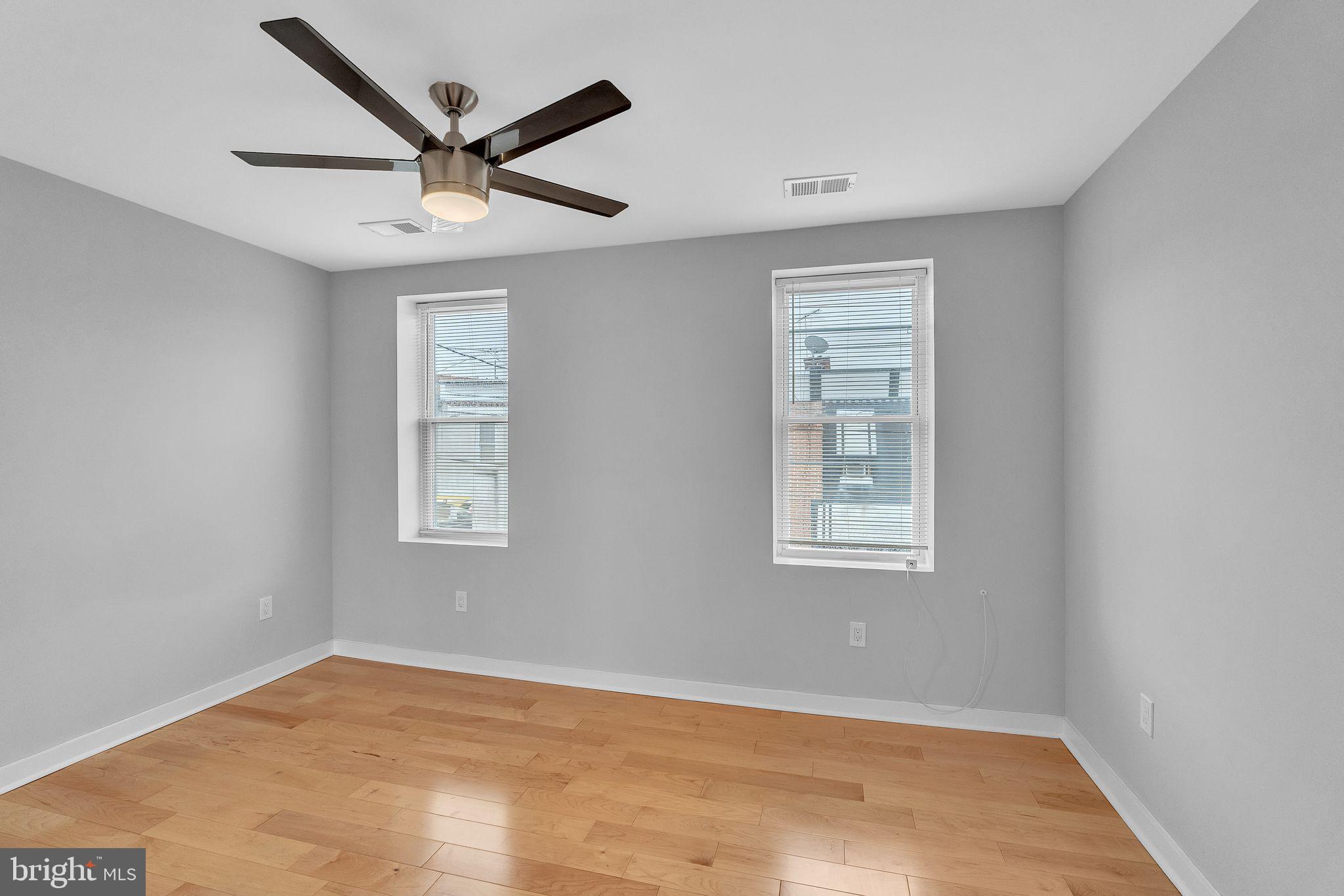 POINT BREEZE - Residential