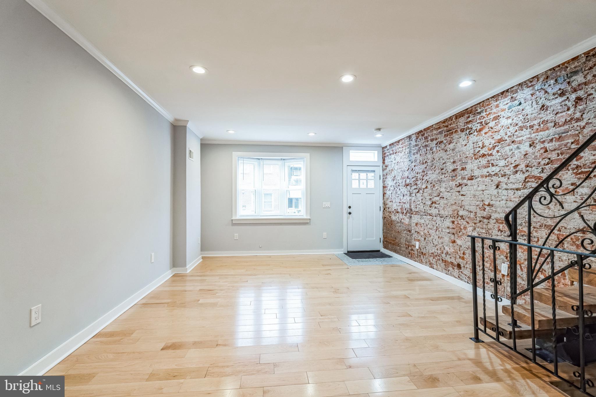 POINT BREEZE - Residential