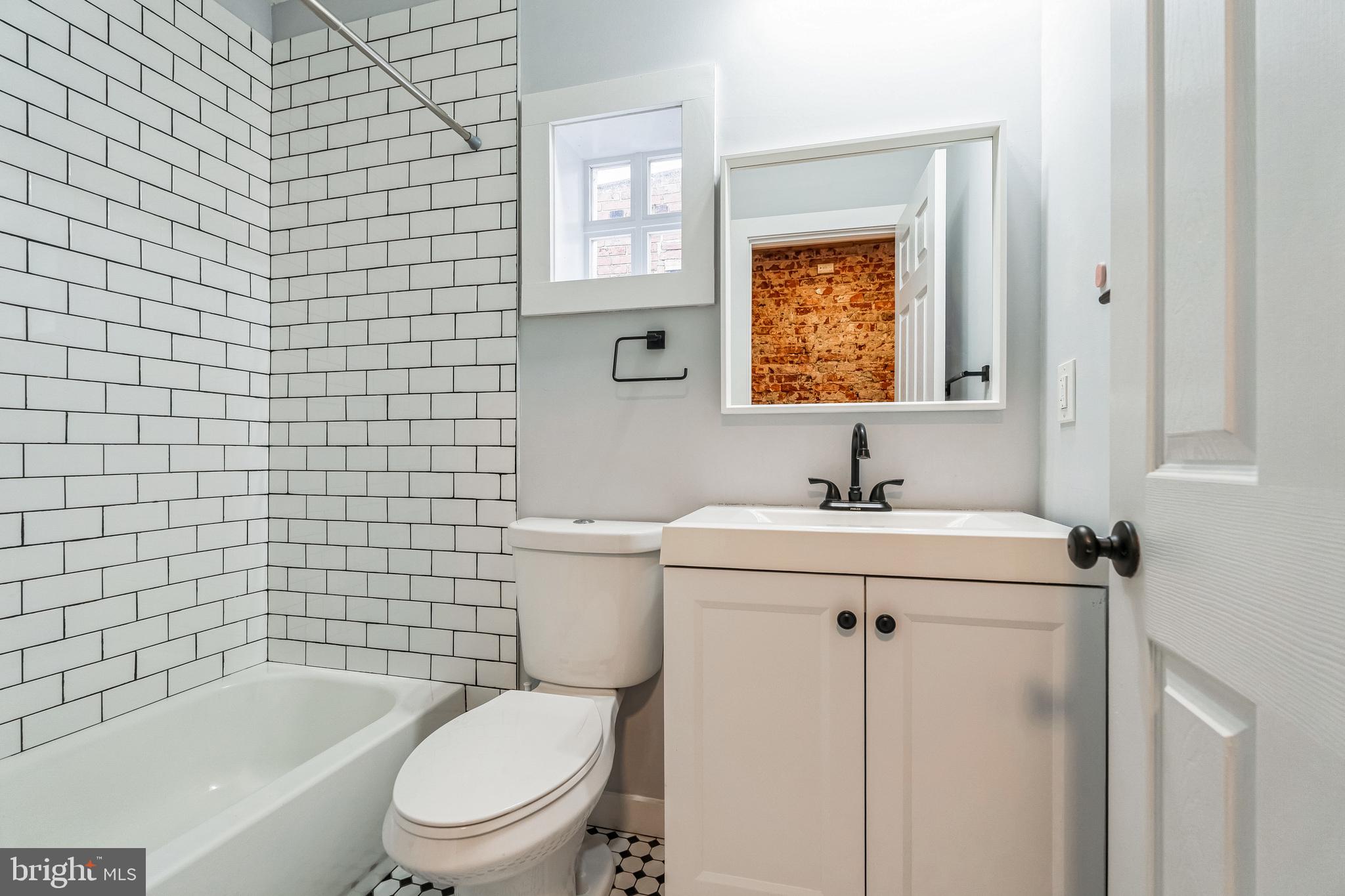 POINT BREEZE - Residential