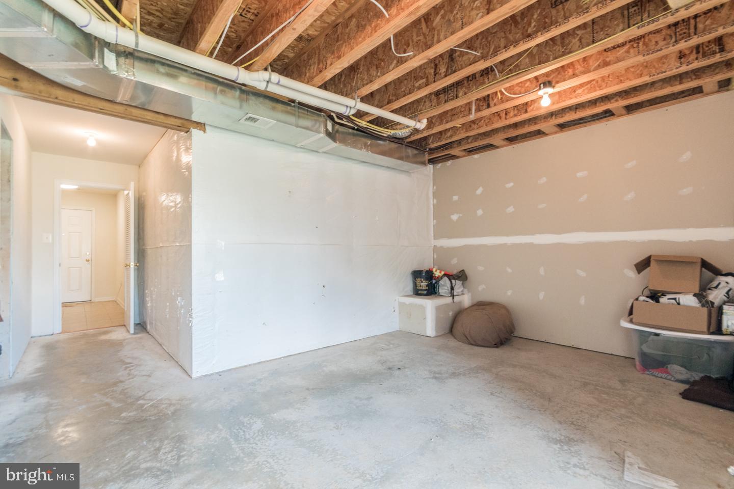 LEE'S RIDGE - Residential