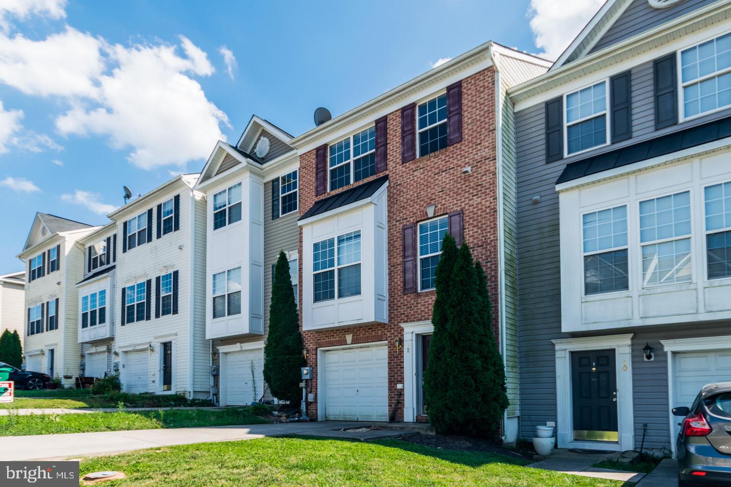 LEE'S RIDGE - Residential