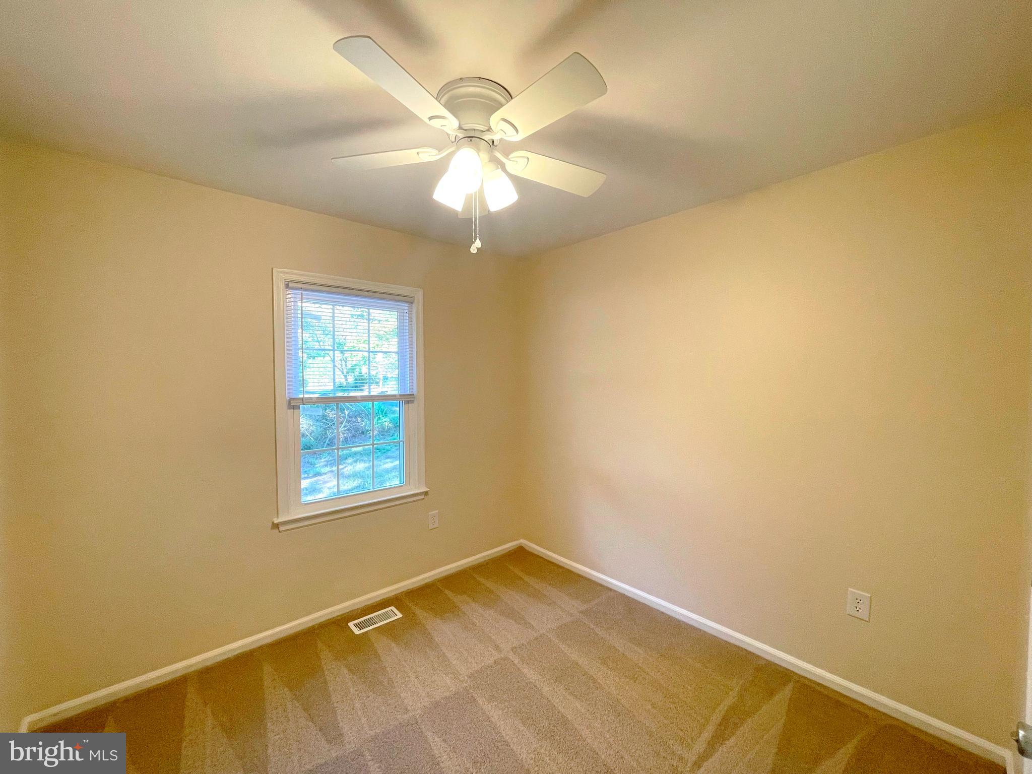 WALLVILLE - Residential Lease