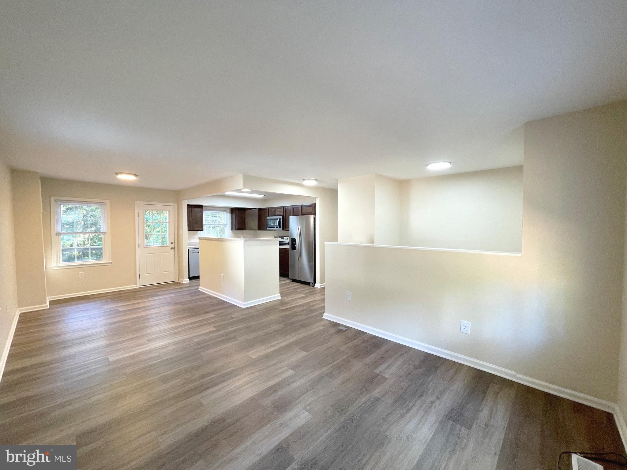 WALLVILLE - Residential Lease