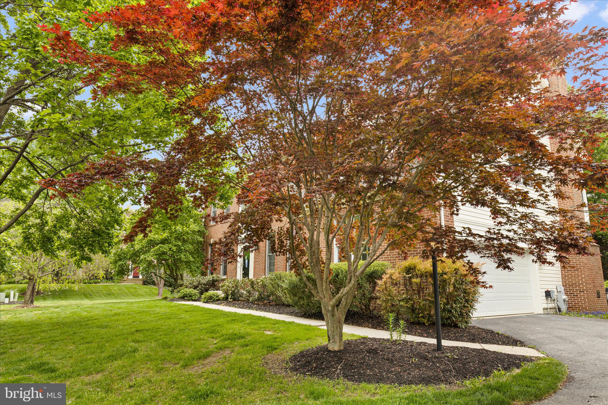 909 WHITE MARLIN WAY