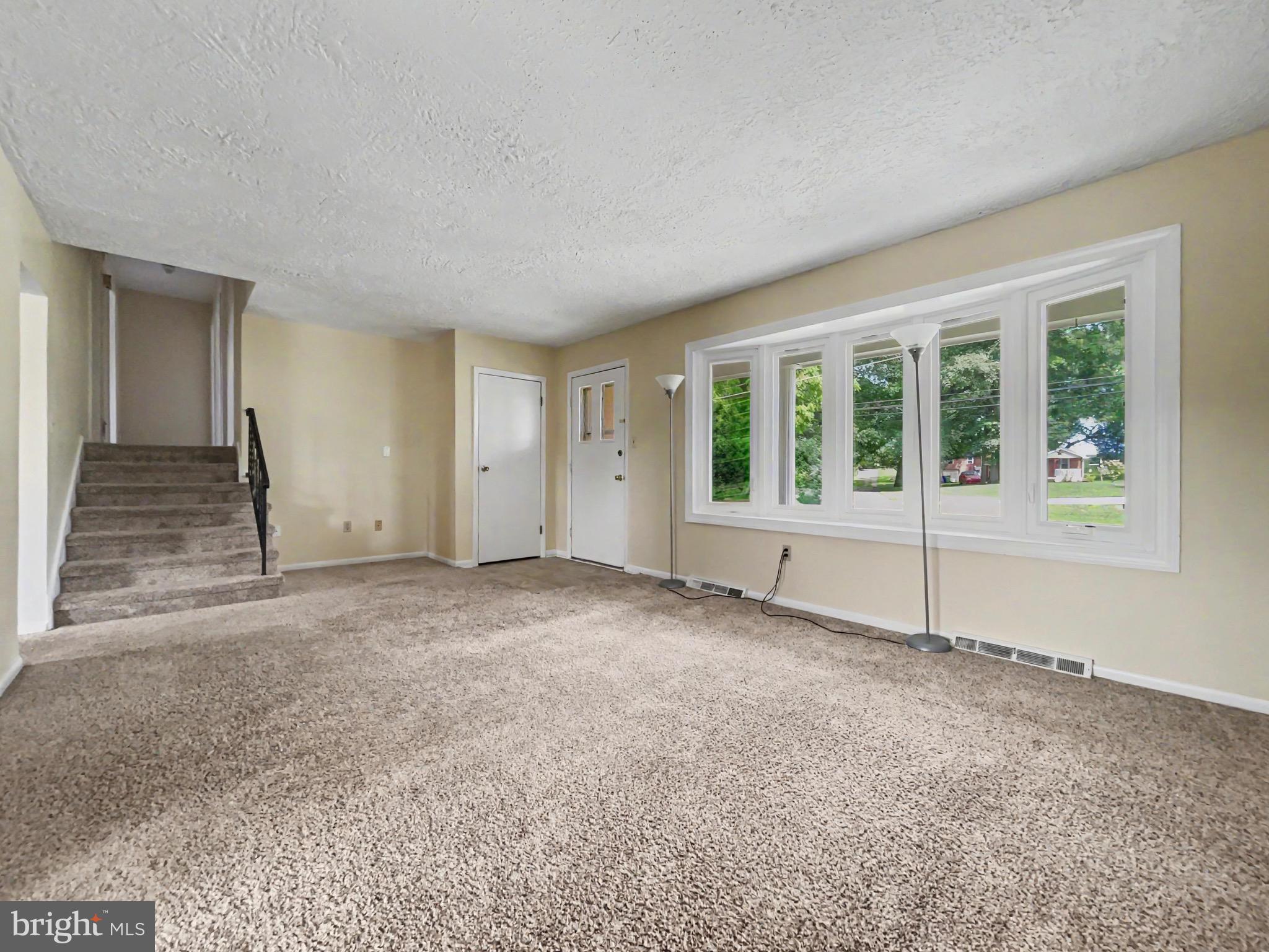 439 VALLEY ROAD