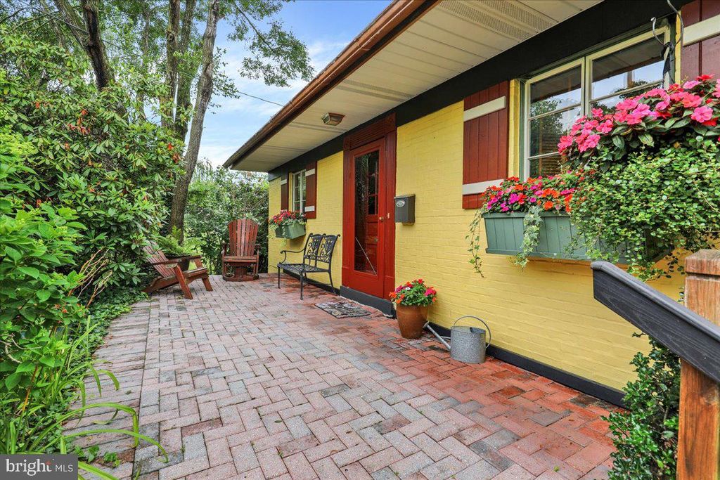Photo of 16 Jackson Drive, LANCASTER, PA 17603 (MLS # PALA2091626)