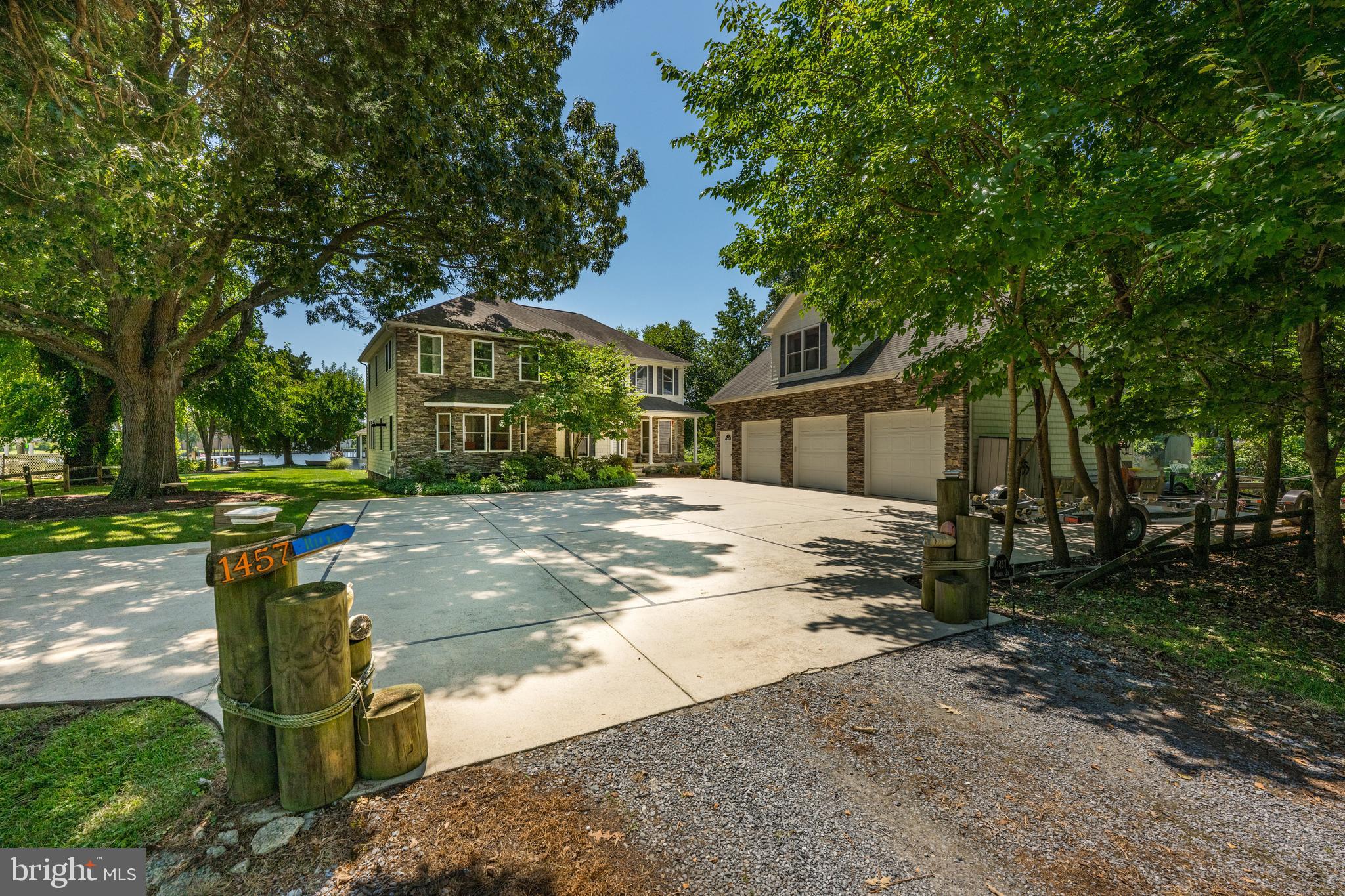 SHADY SIDE - Residential