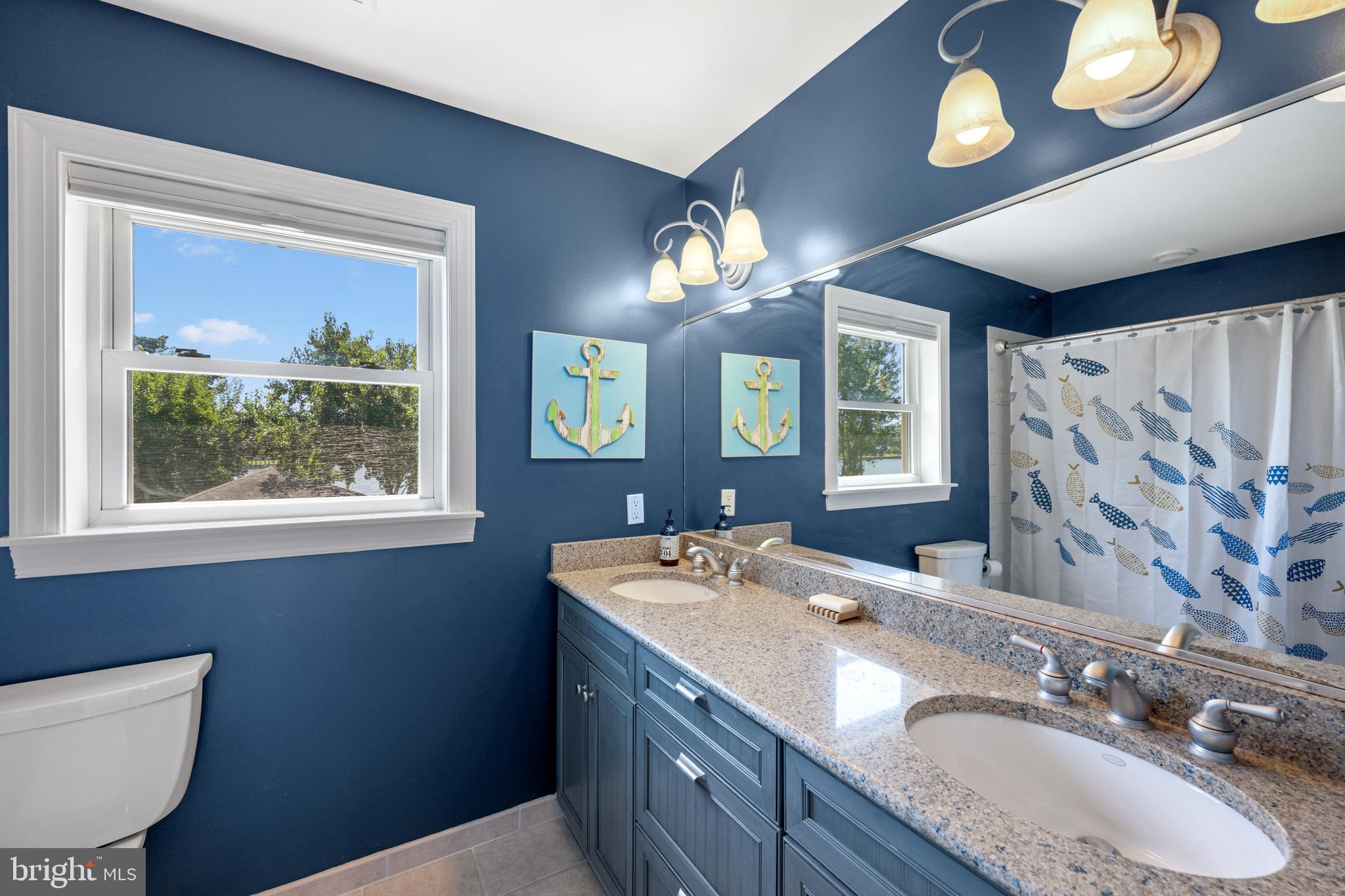 SHADY SIDE - Residential