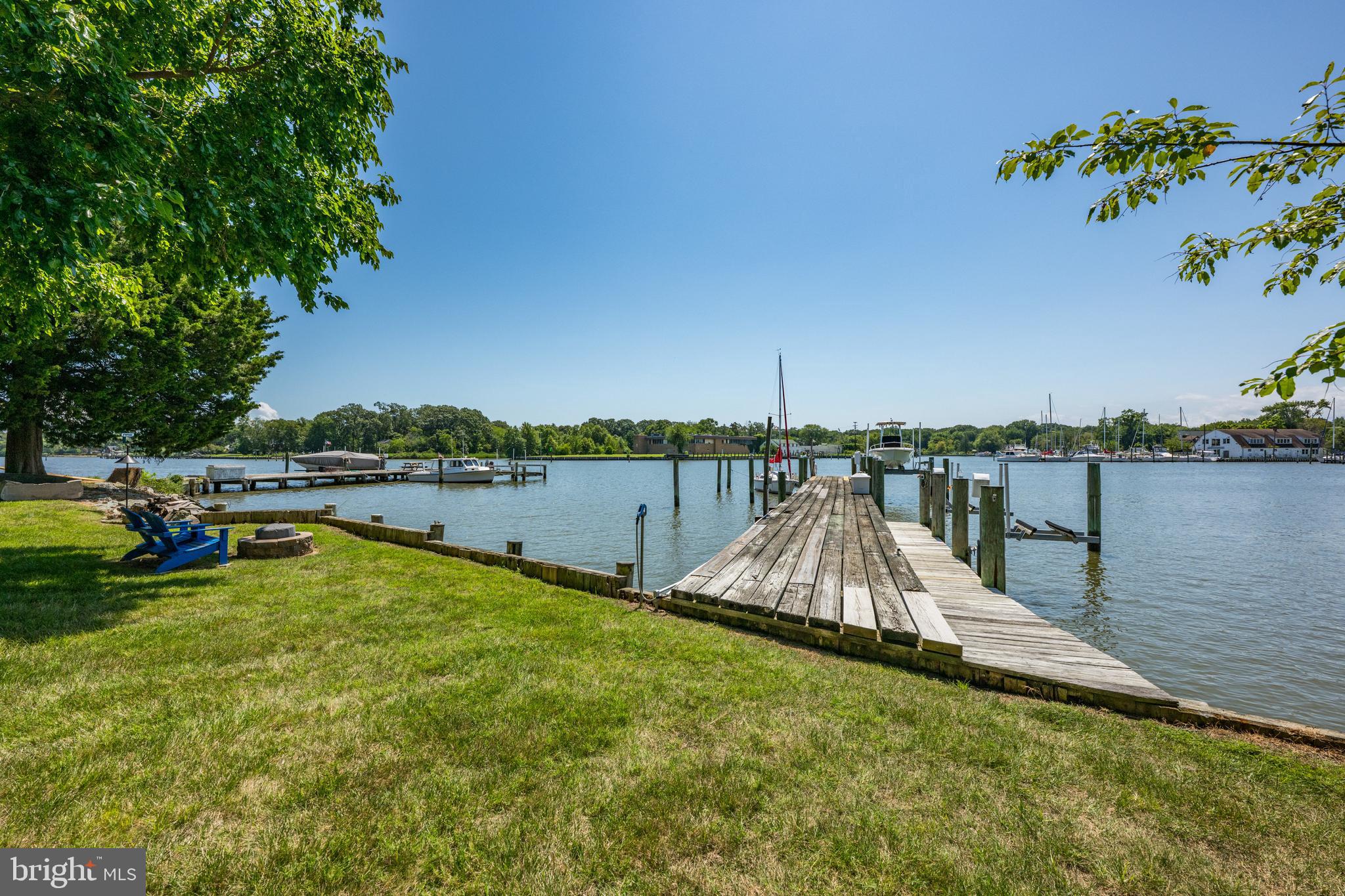 SHADY SIDE - Residential