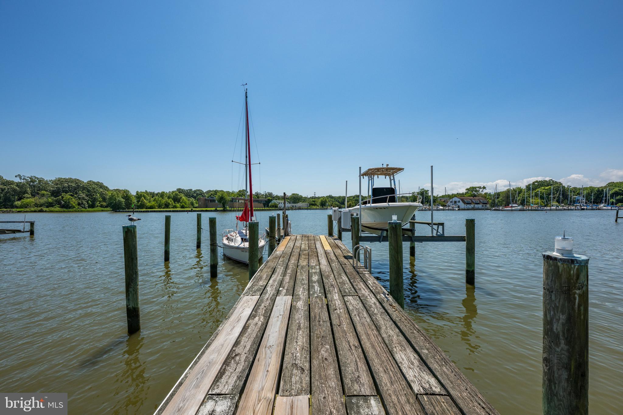 SHADY SIDE - Residential