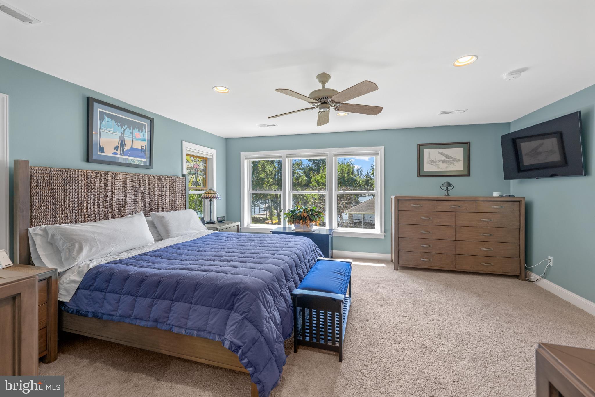 SHADY SIDE - Residential