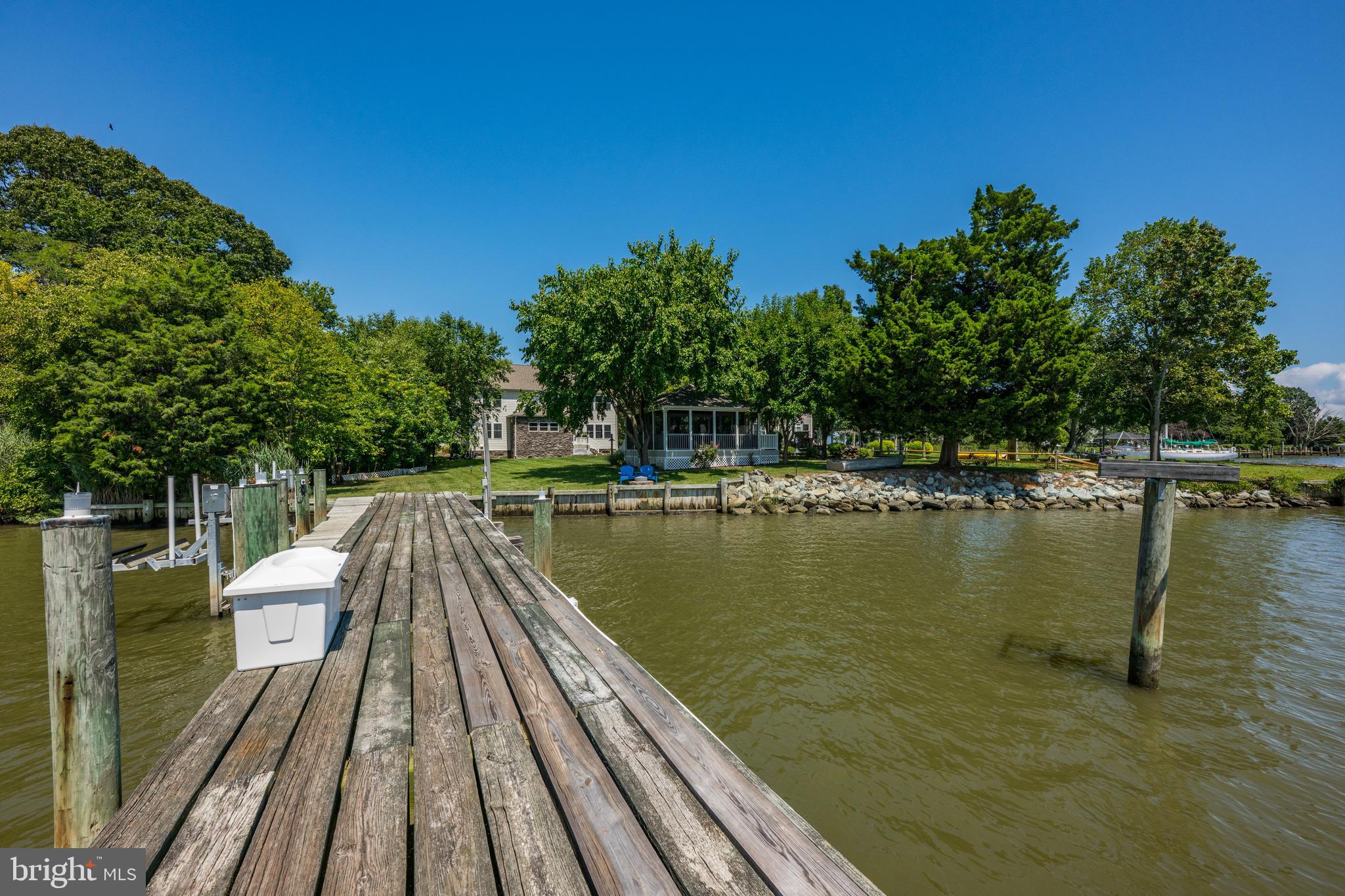 SHADY SIDE - Residential