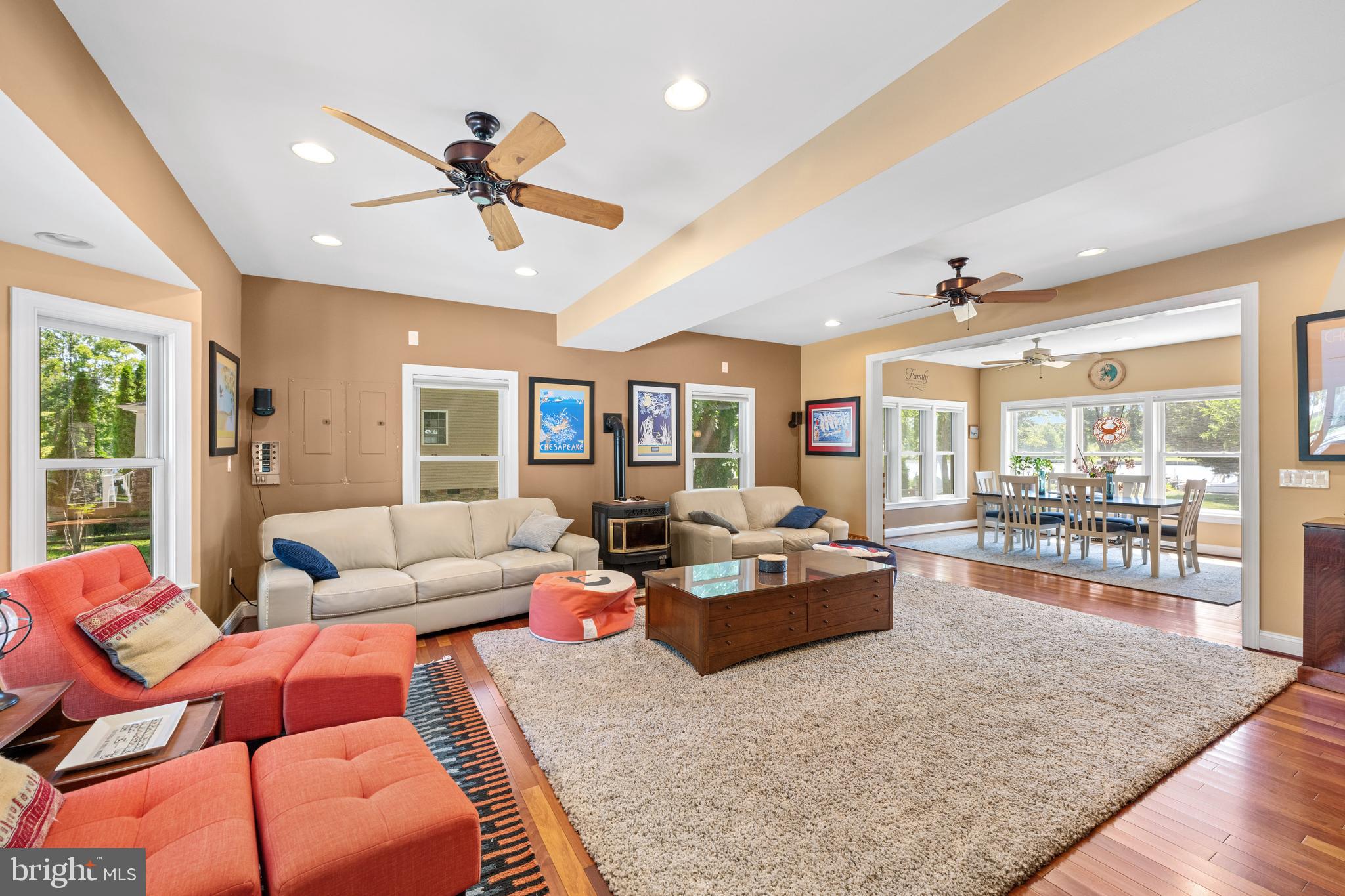 SHADY SIDE - Residential