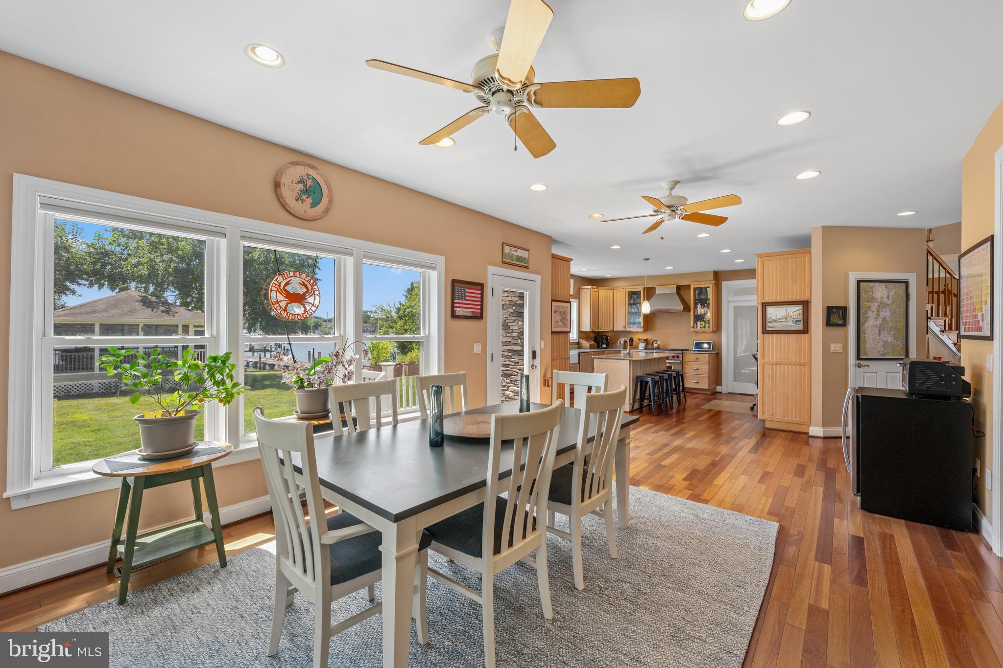 SHADY SIDE - Residential