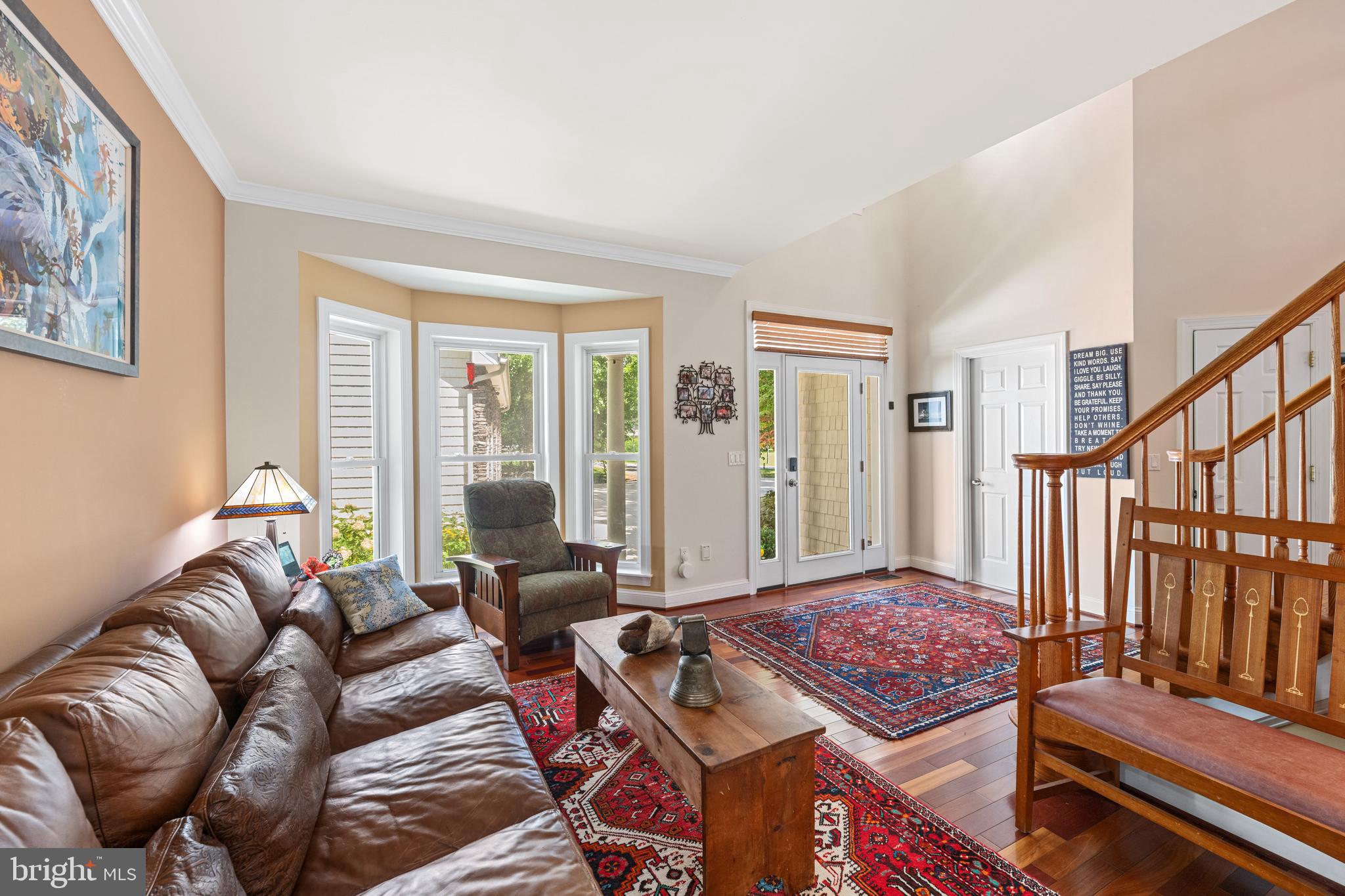 SHADY SIDE - Residential