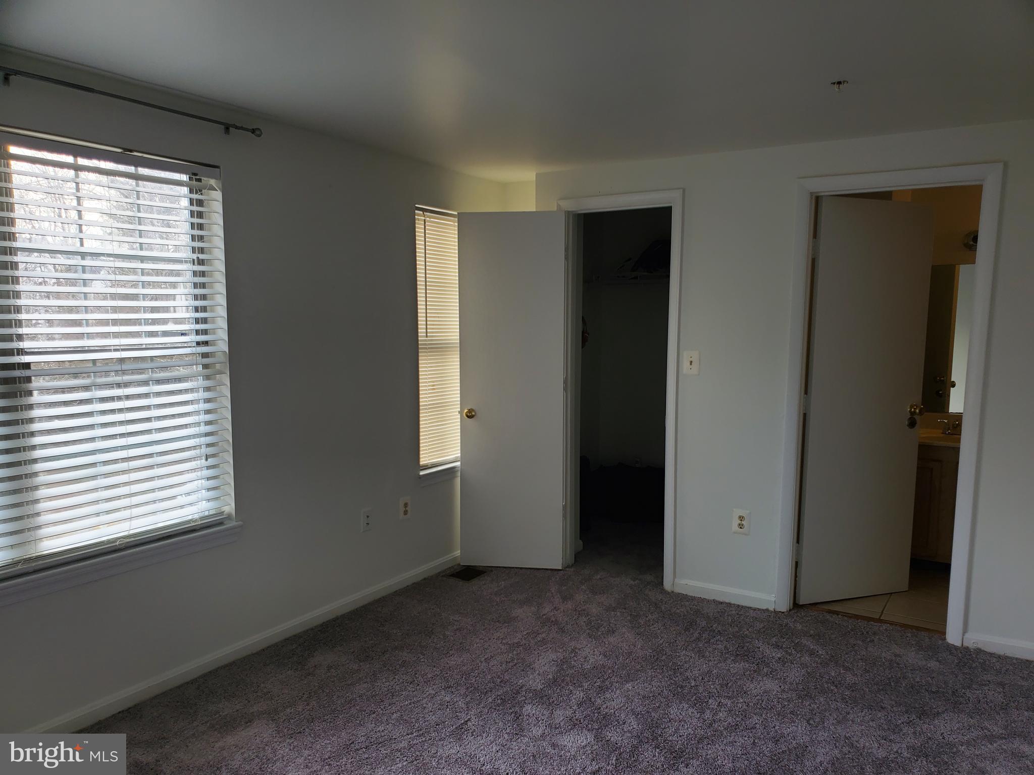 HUTCHINSON - Residential Lease