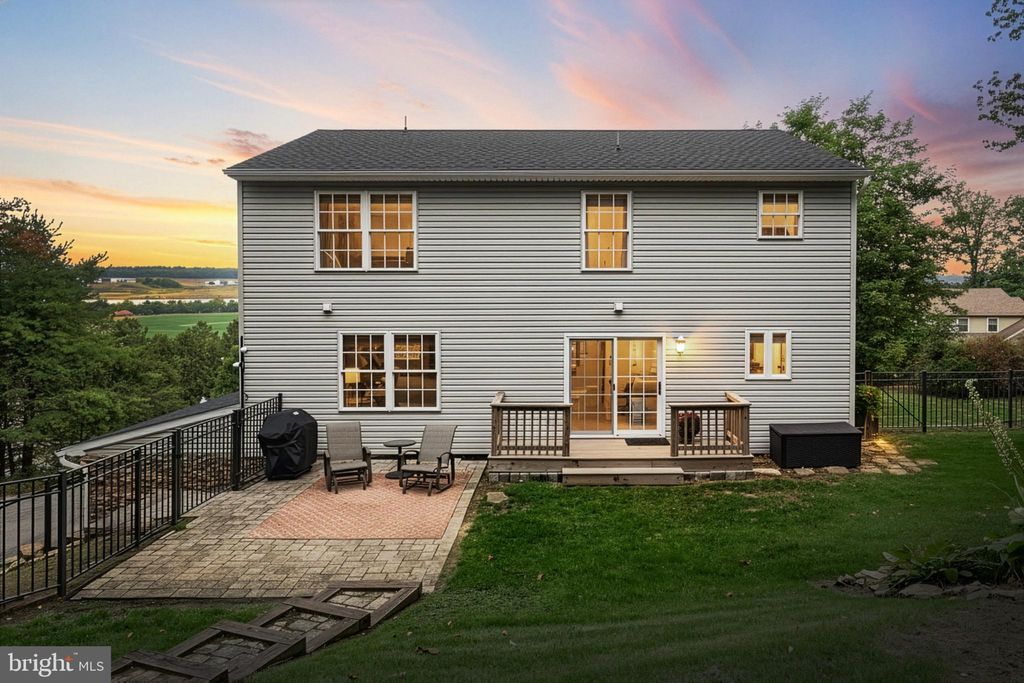 Photo of 590 Woodside Road, YORK, PA 17406 (MLS # PAYK2090628)