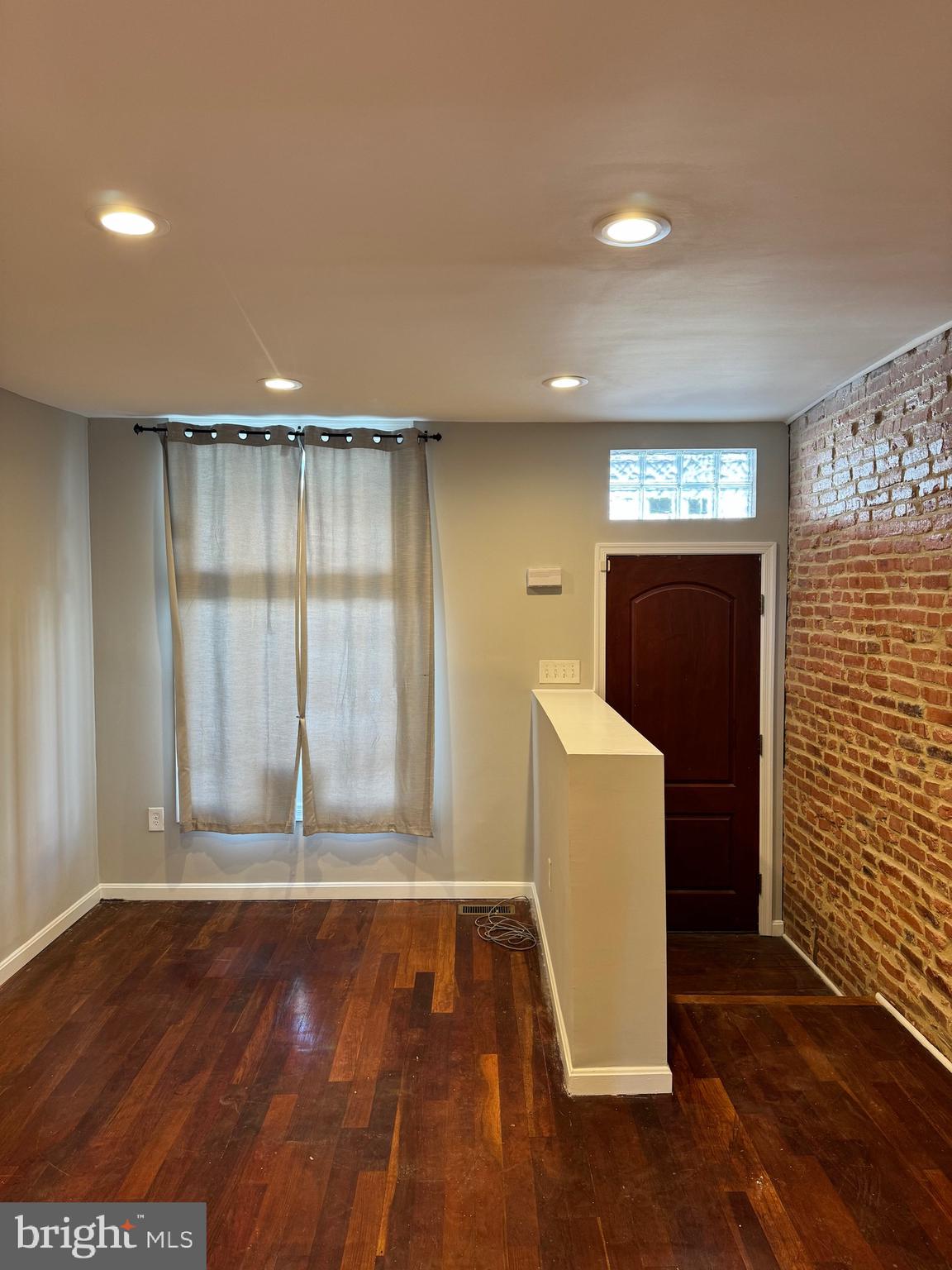 MONTEBELLO - Residential Lease