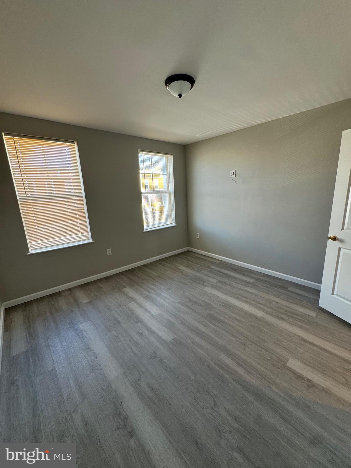 MONTEBELLO - Residential Lease