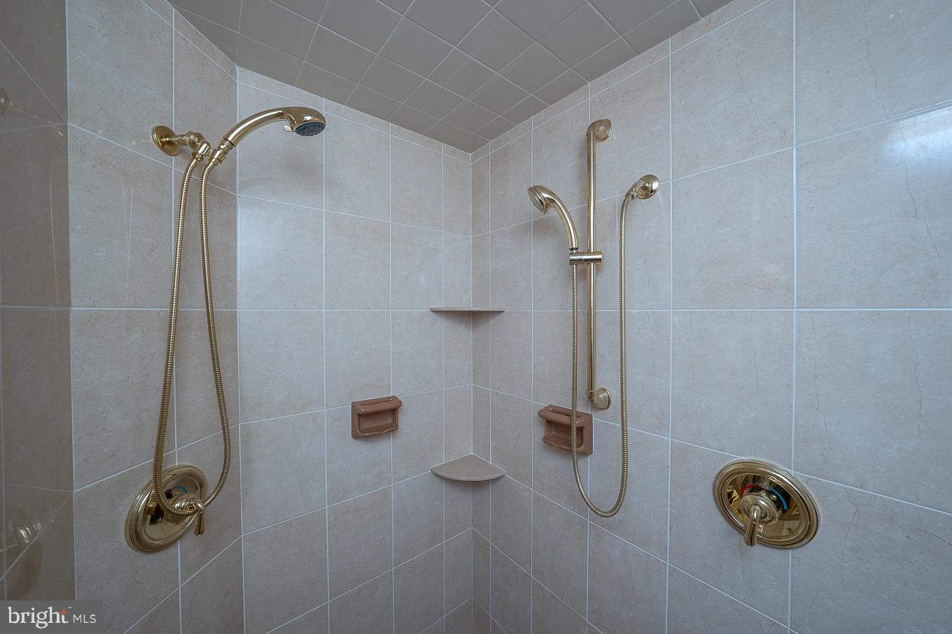 PENNWOOD - Residential