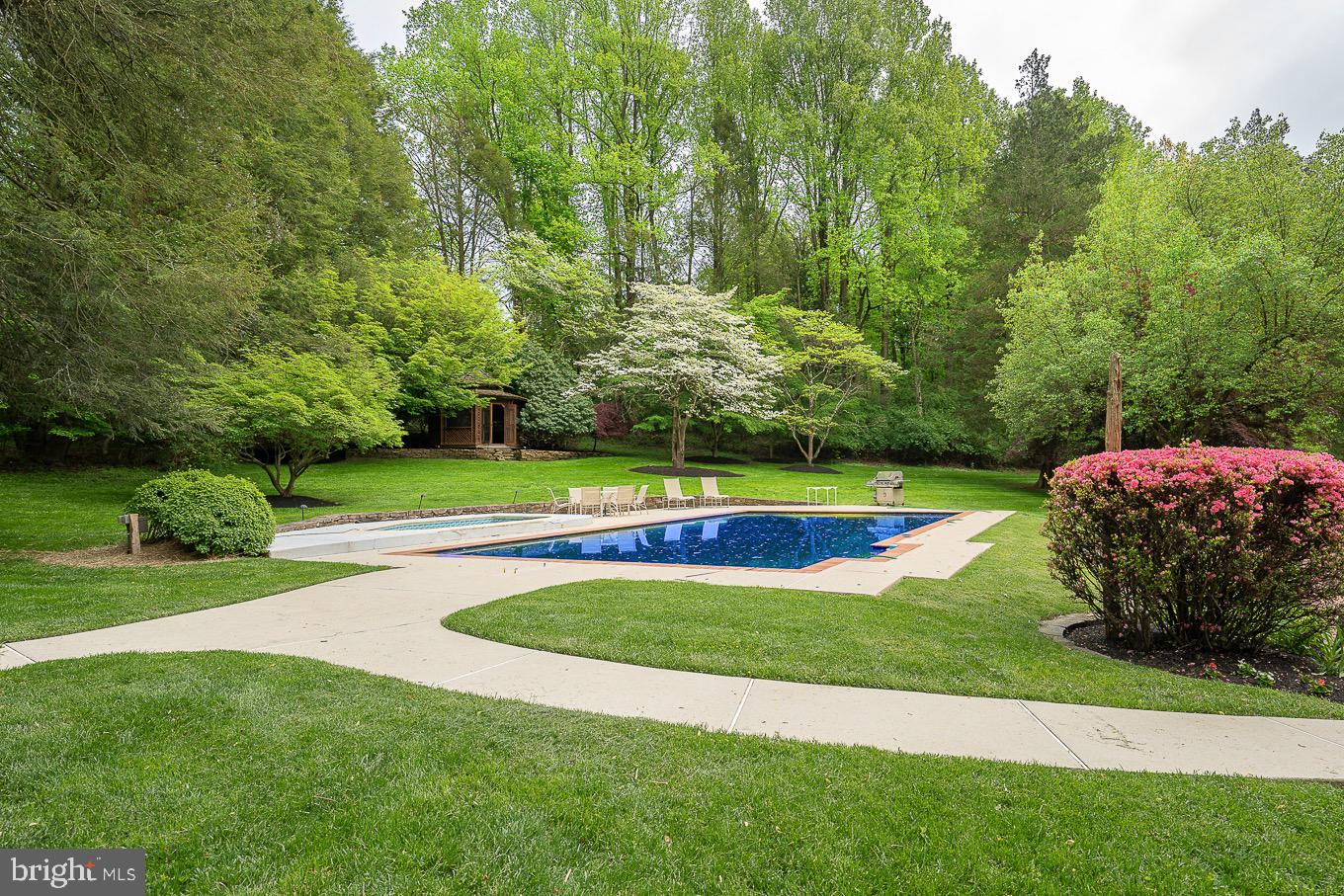 PENNWOOD - Residential