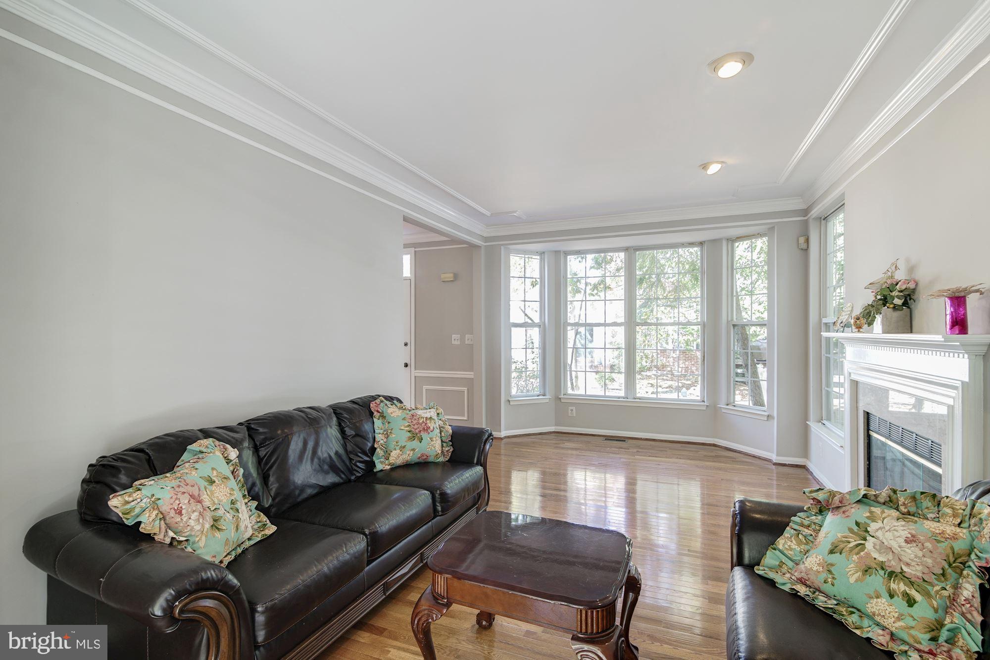 KINGSTOWNE - Residential Lease