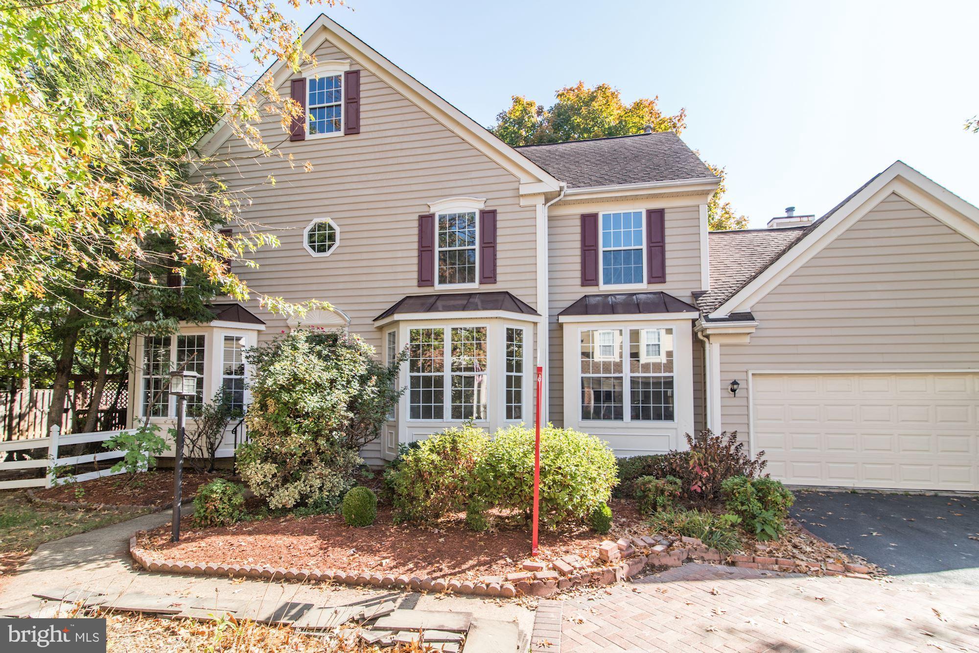 KINGSTOWNE - Residential Lease