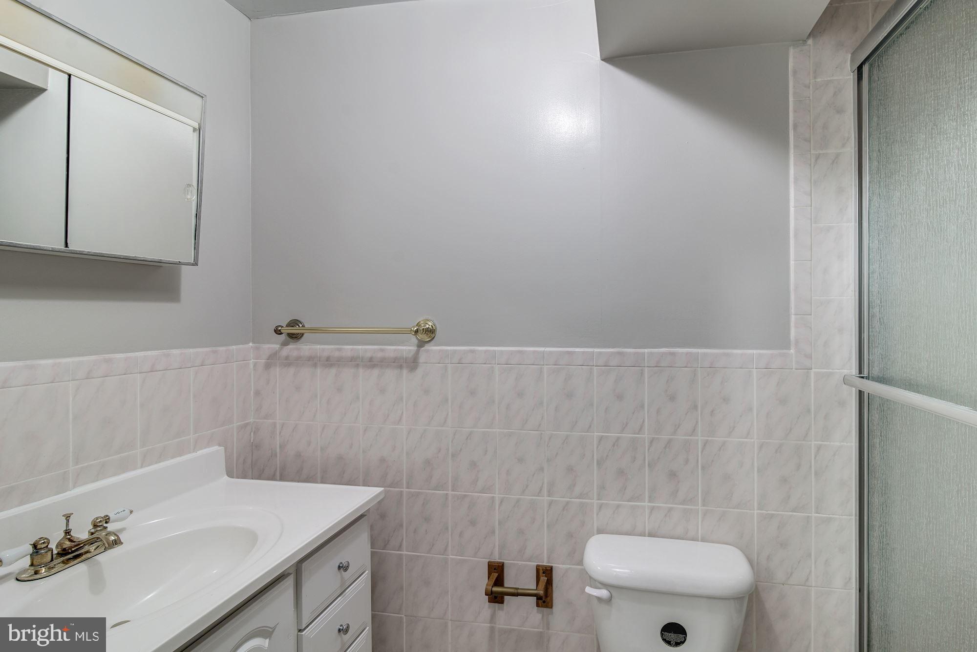 KINGSTOWNE - Residential Lease