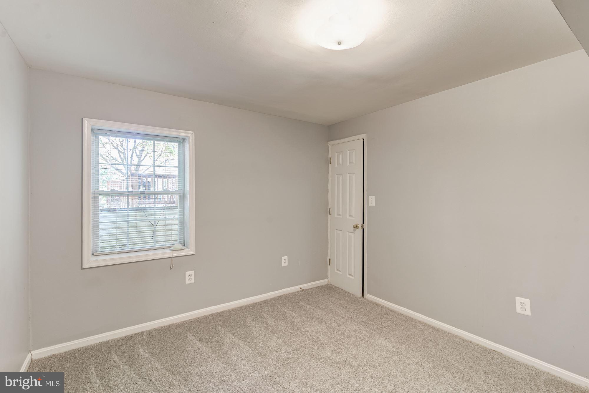 KINGSTOWNE - Residential Lease