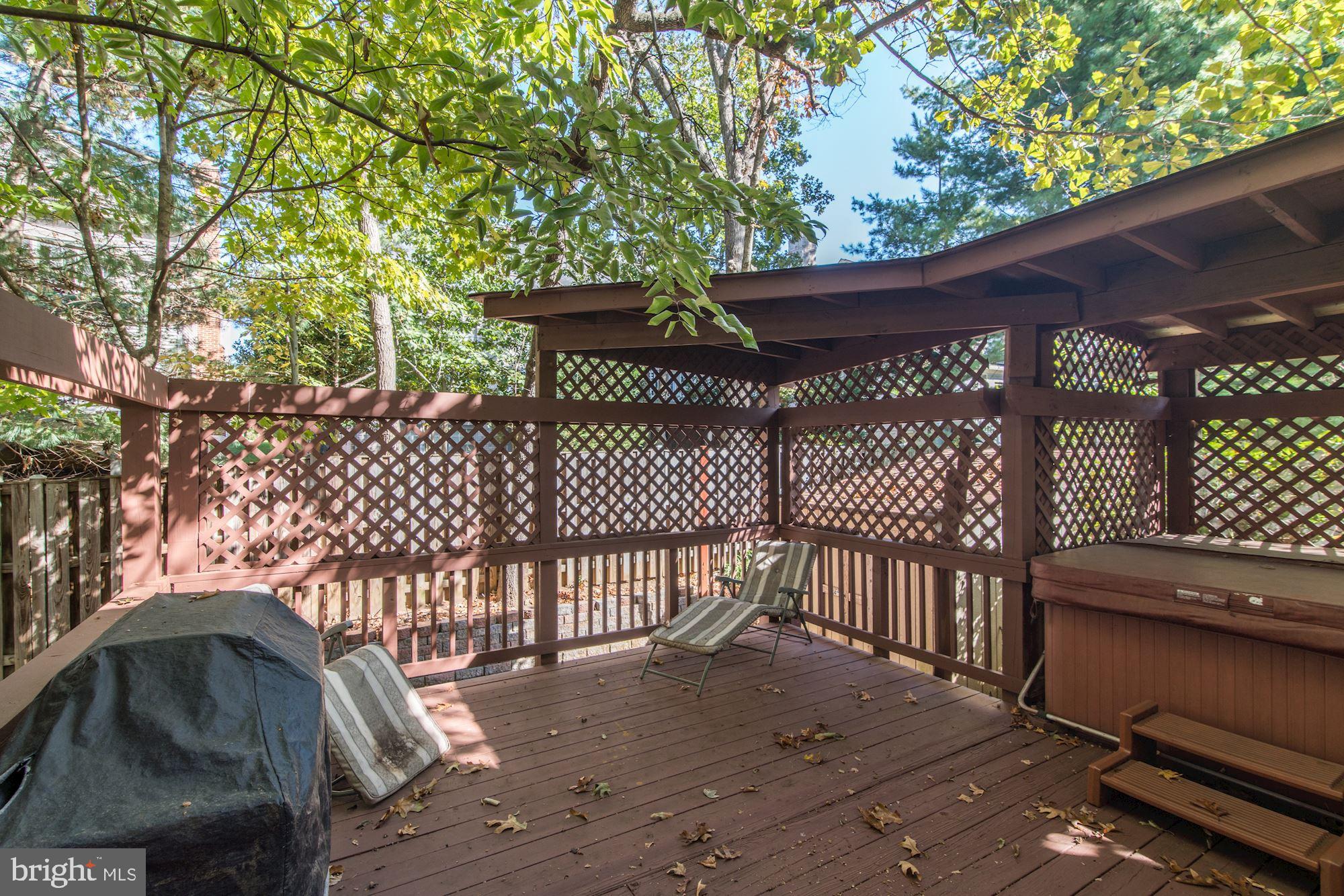 KINGSTOWNE - Residential Lease