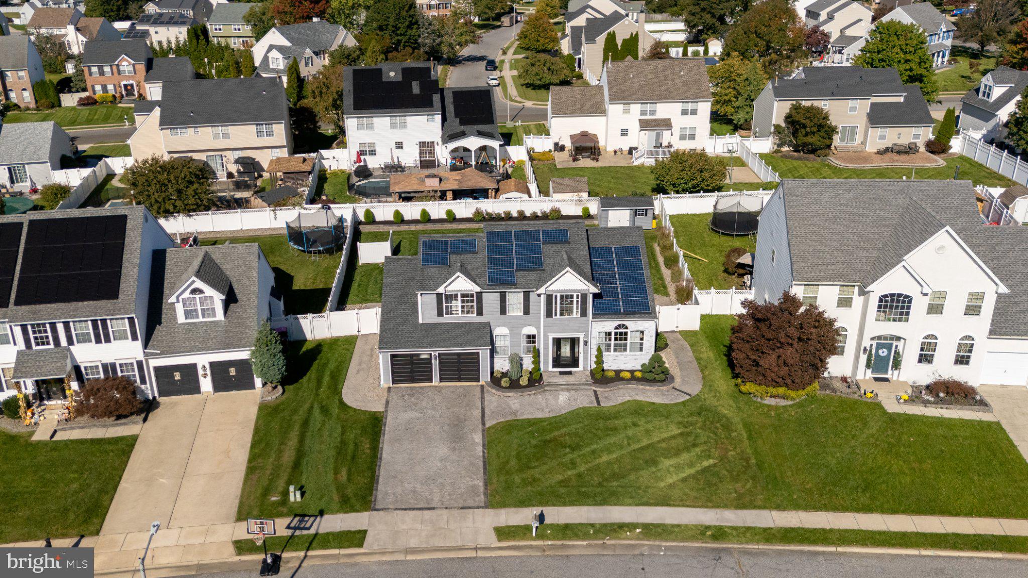 6 LEXINGTON PARK ROAD