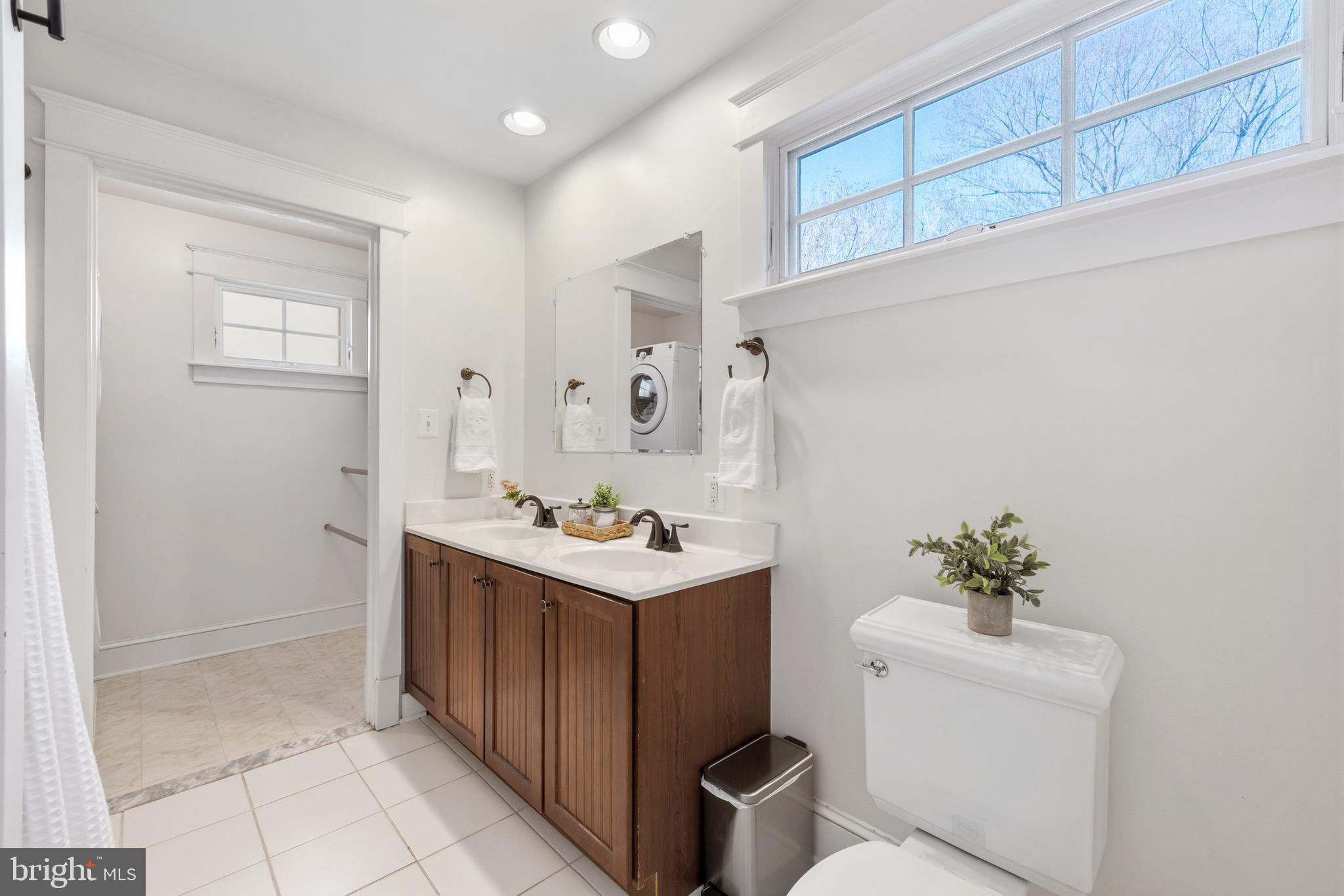 HOMEWOOD - Residential