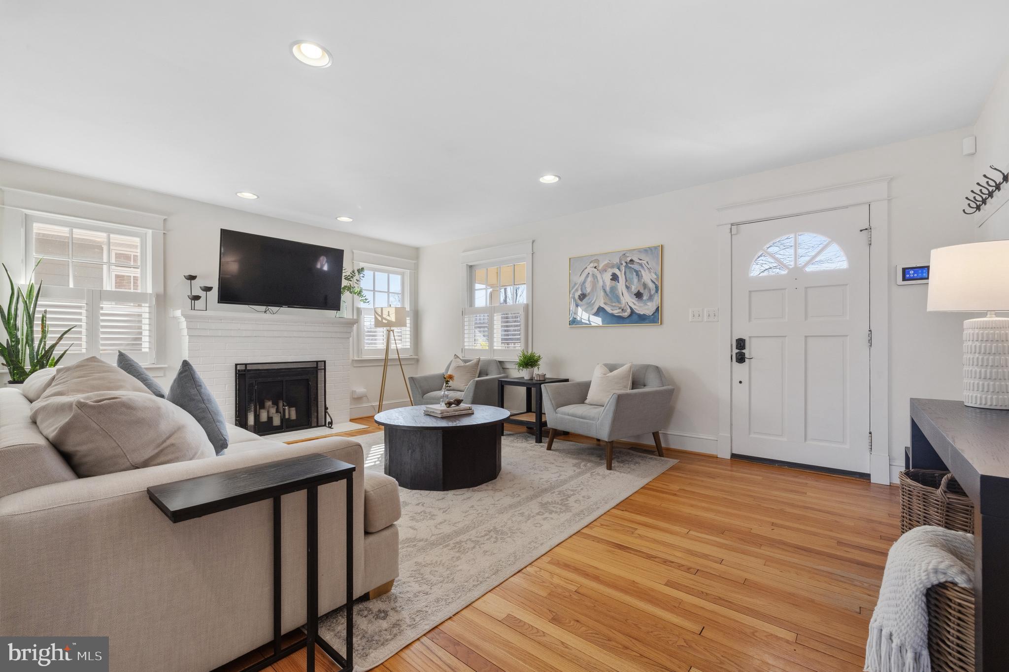 HOMEWOOD - Residential