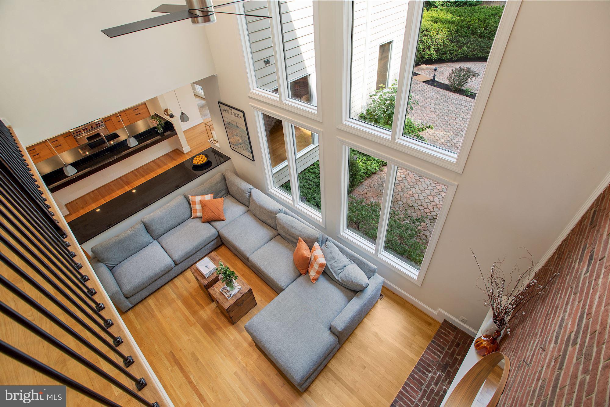 SPRINGWOOD OF MCLEAN - Residential