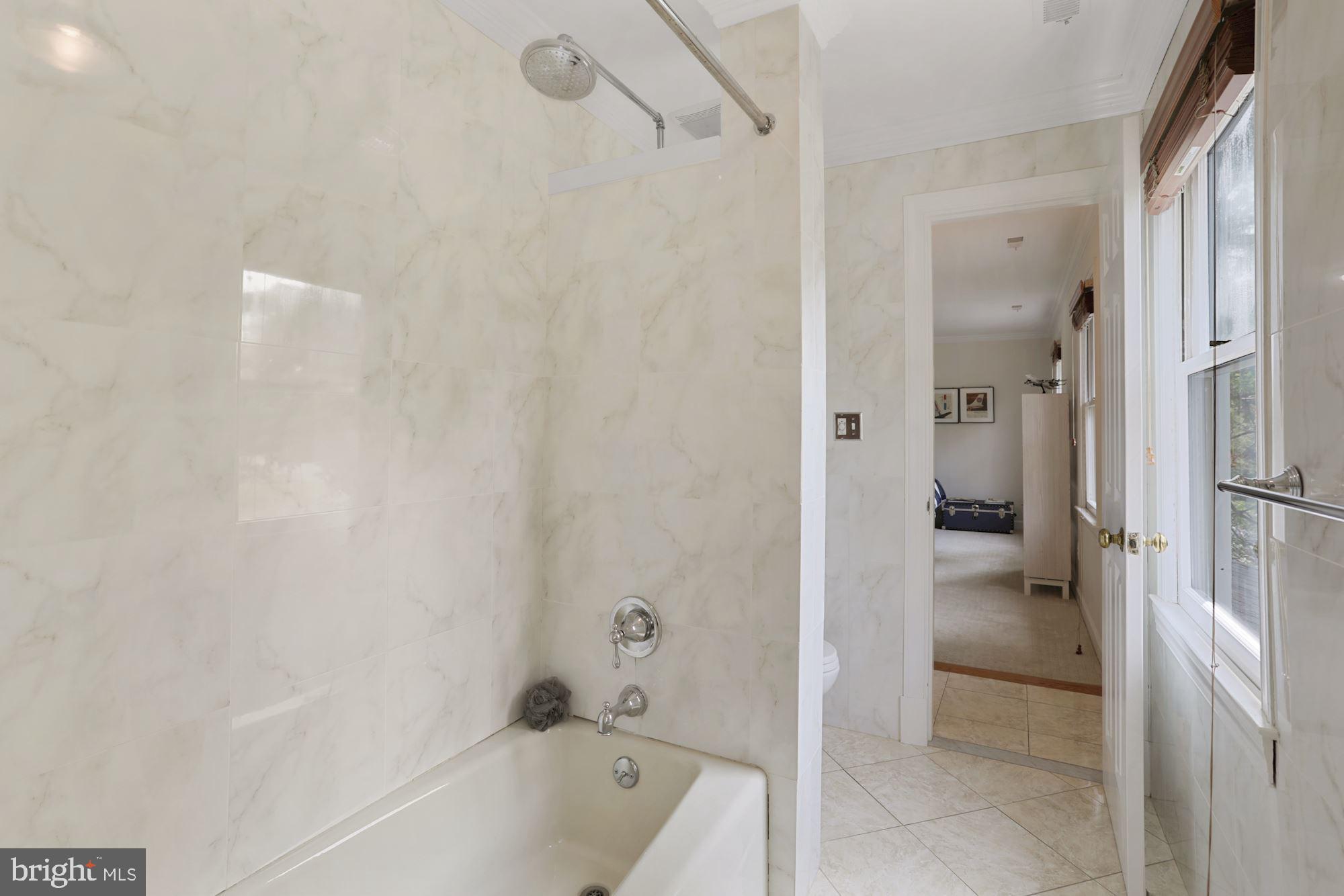 SPRINGWOOD OF MCLEAN - Residential