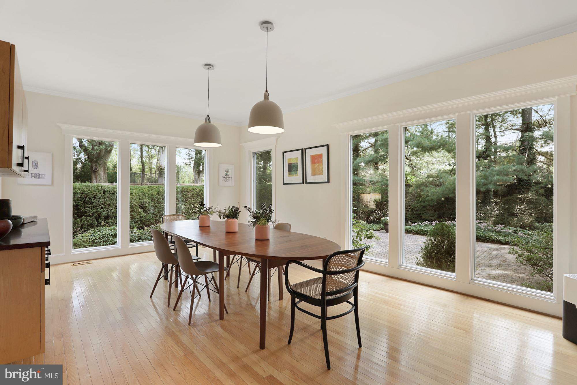 SPRINGWOOD OF MCLEAN - Residential