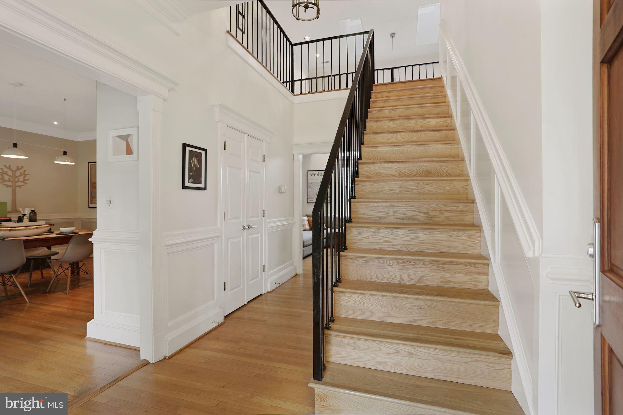 SPRINGWOOD OF MCLEAN - Residential