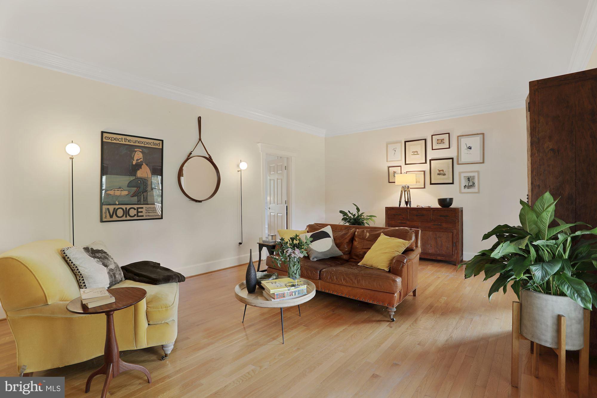 SPRINGWOOD OF MCLEAN - Residential