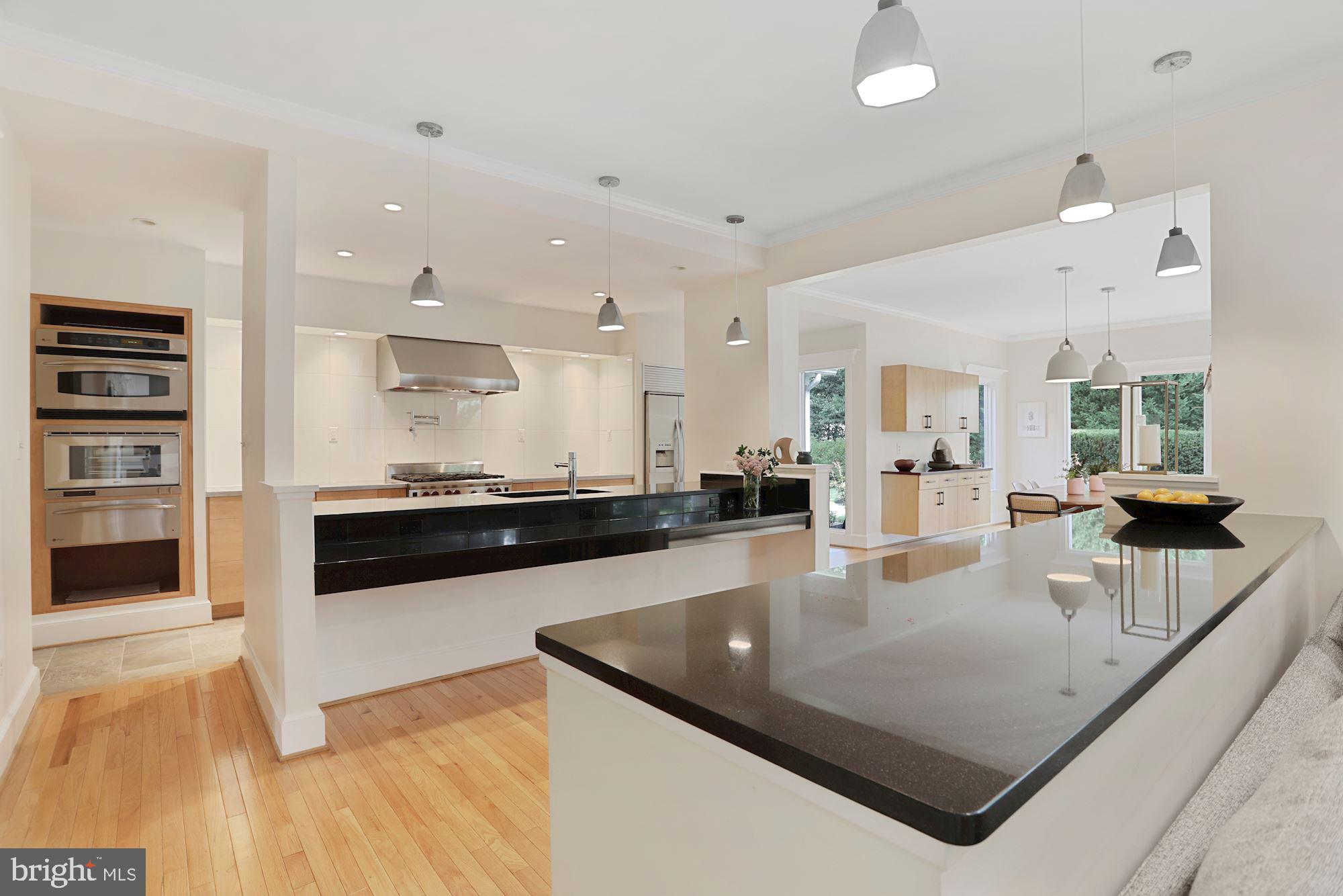 SPRINGWOOD OF MCLEAN - Residential