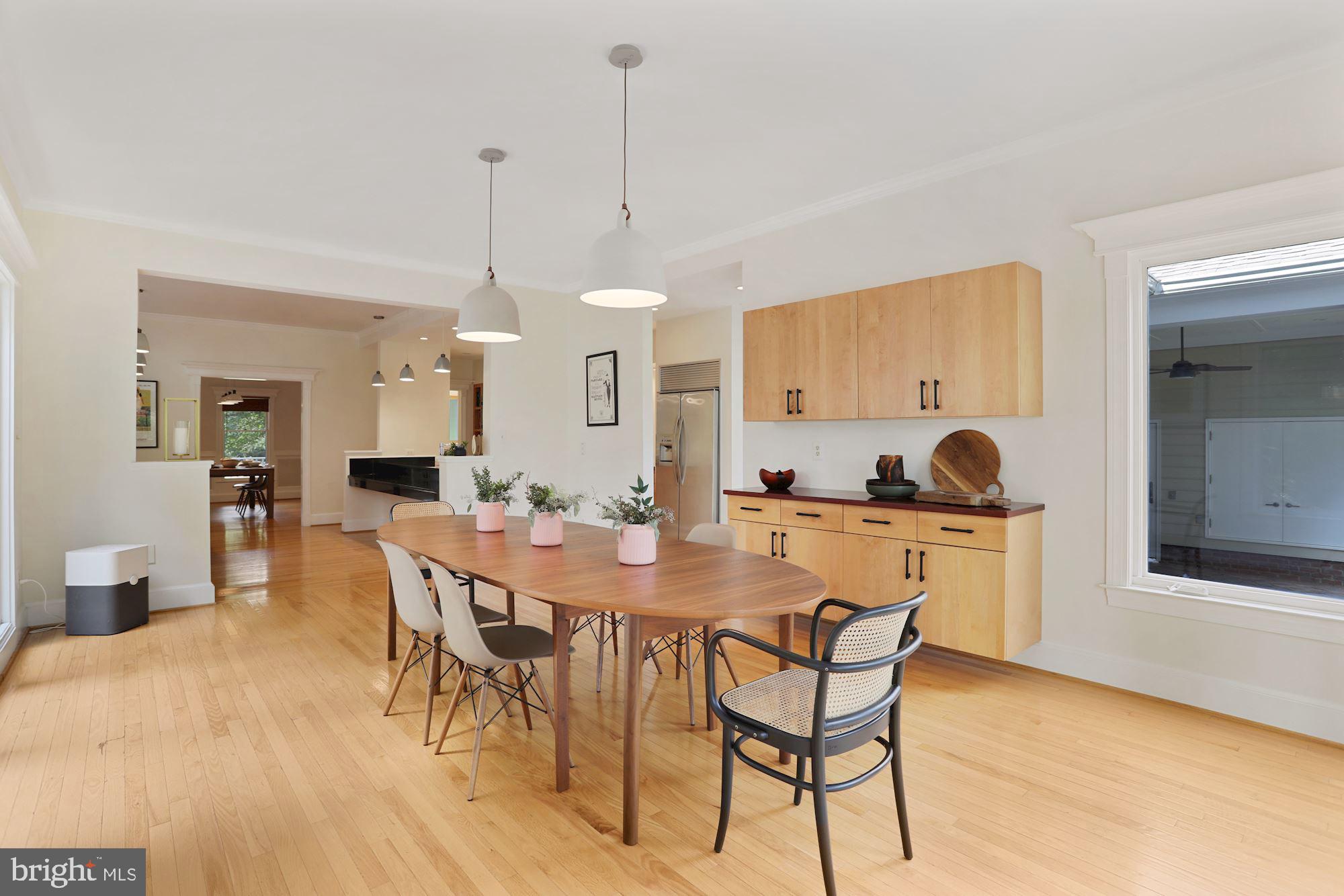 SPRINGWOOD OF MCLEAN - Residential