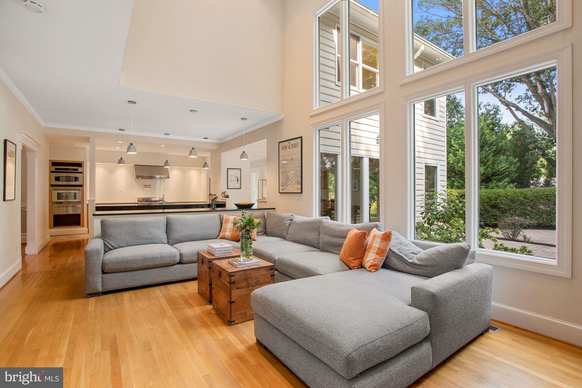 SPRINGWOOD OF MCLEAN - Residential