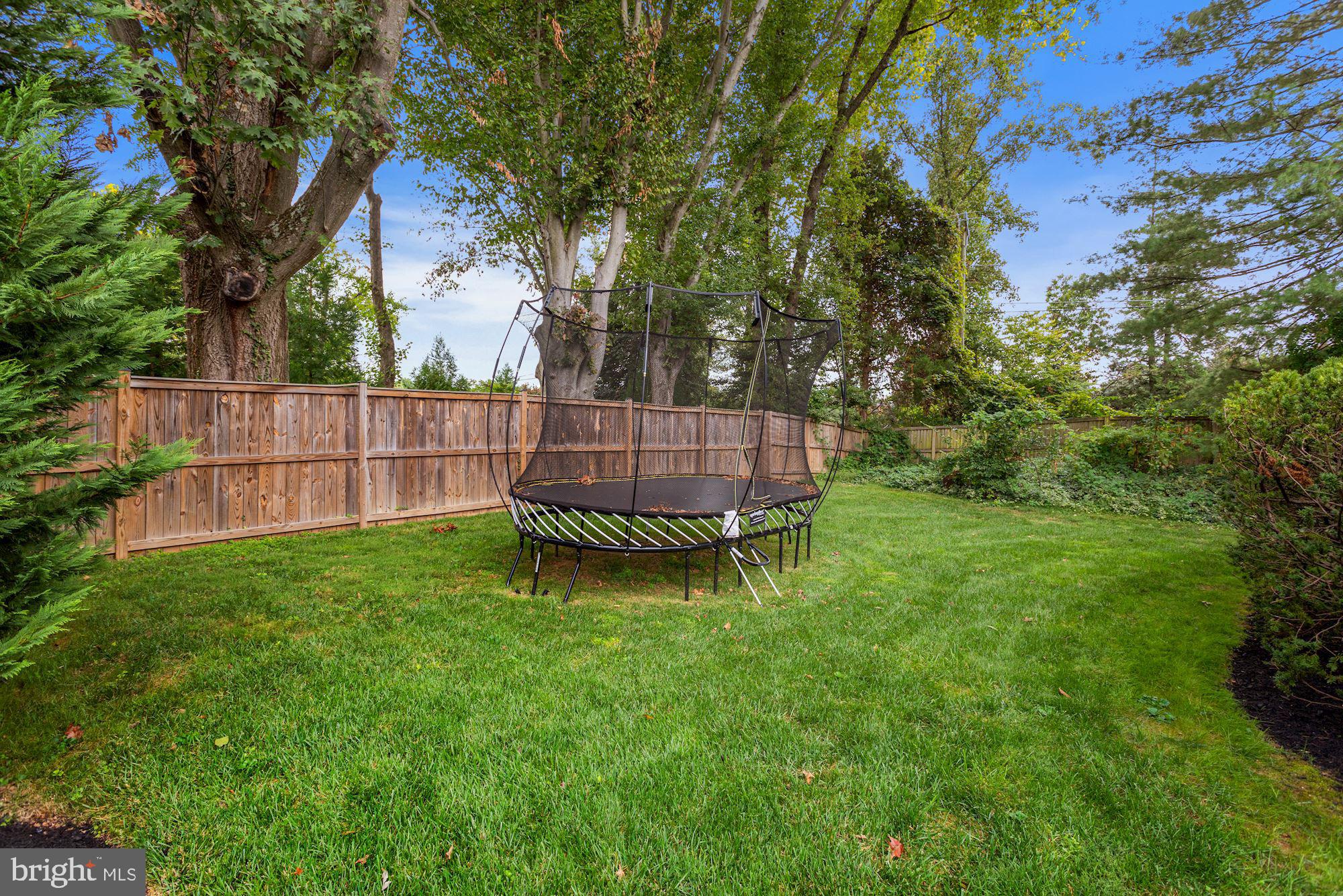 SPRINGWOOD OF MCLEAN - Residential