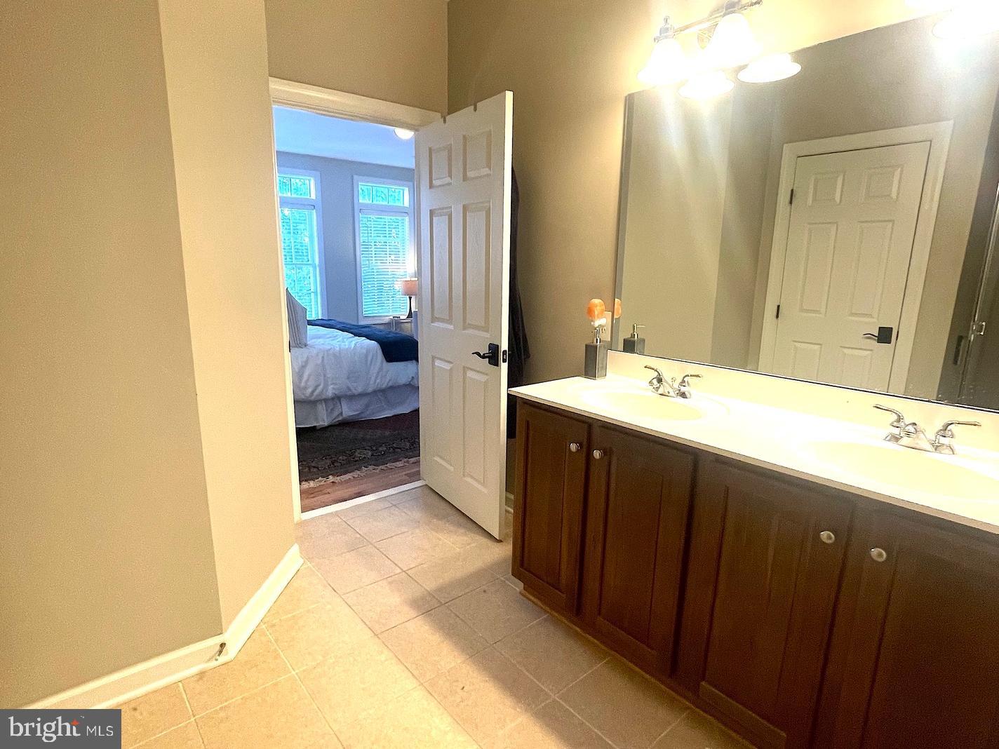 HIDDEN CREEK - Residential