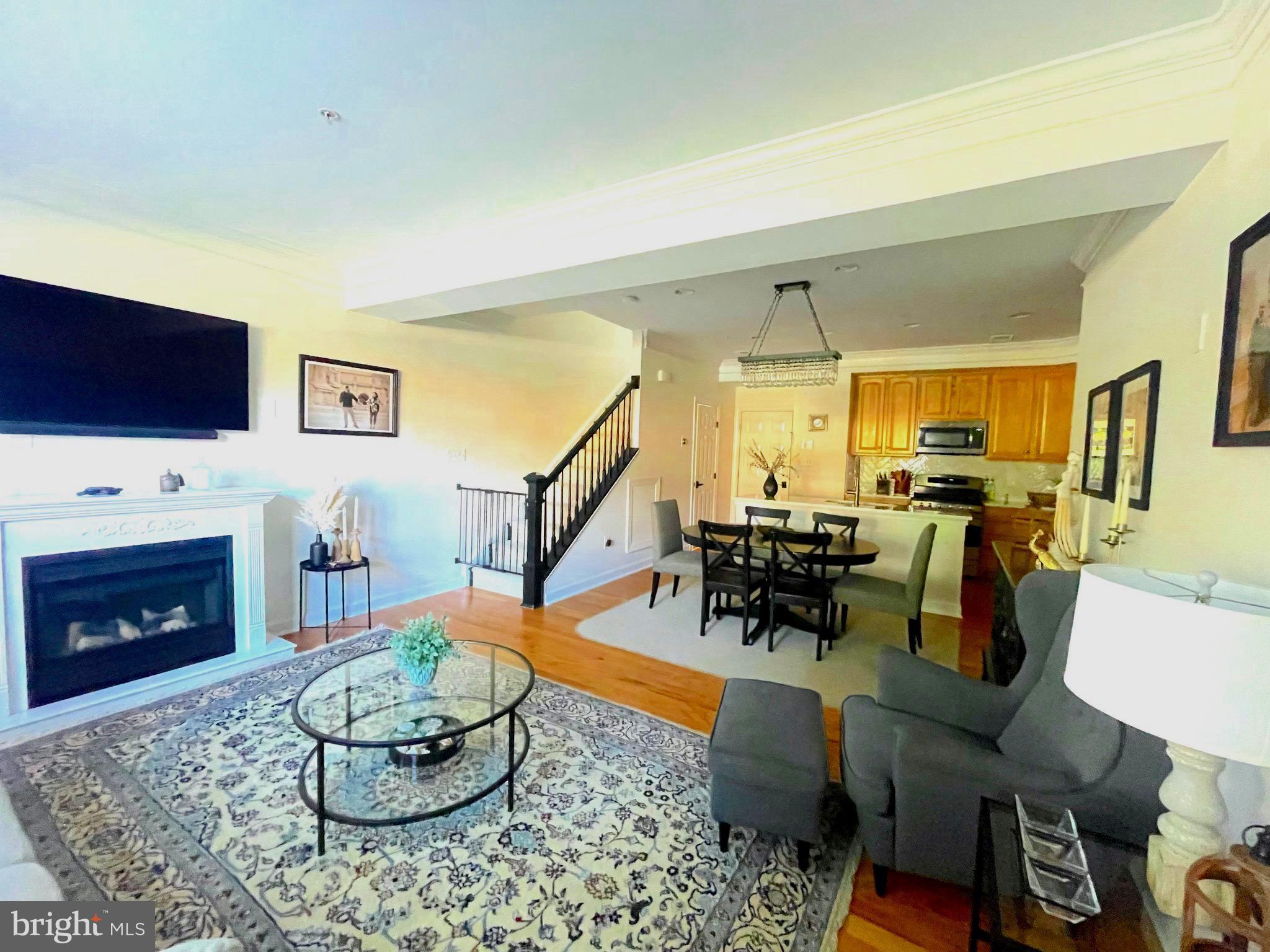 HIDDEN CREEK - Residential