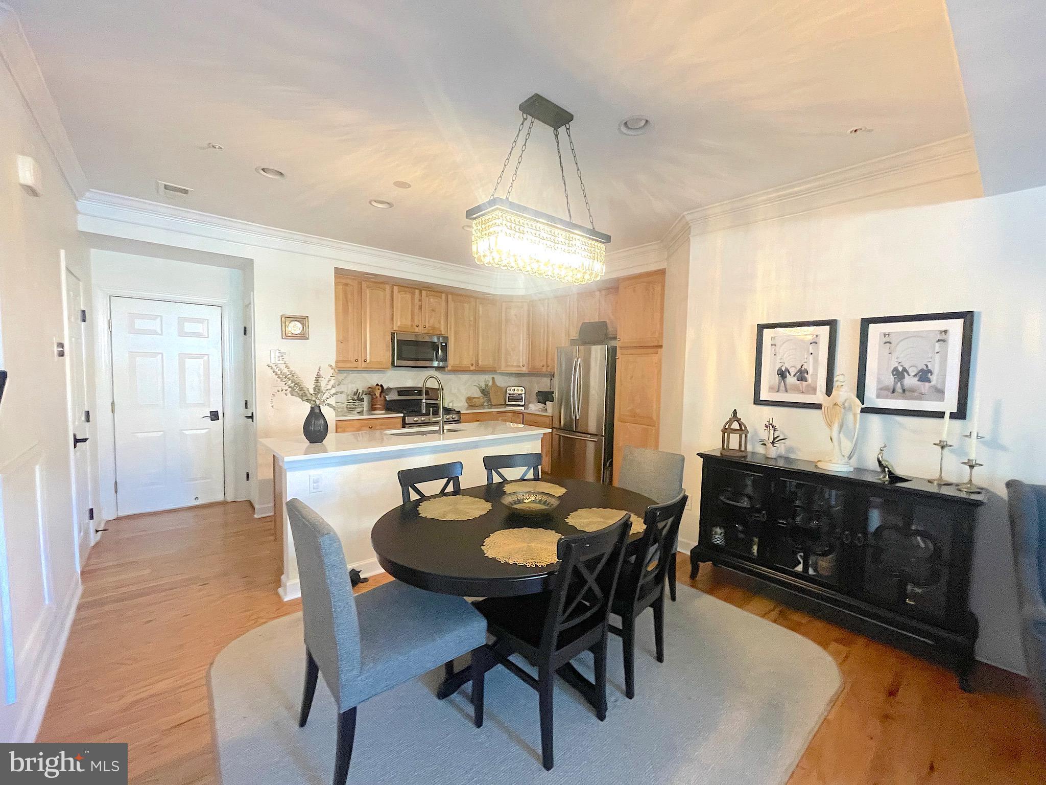 HIDDEN CREEK - Residential